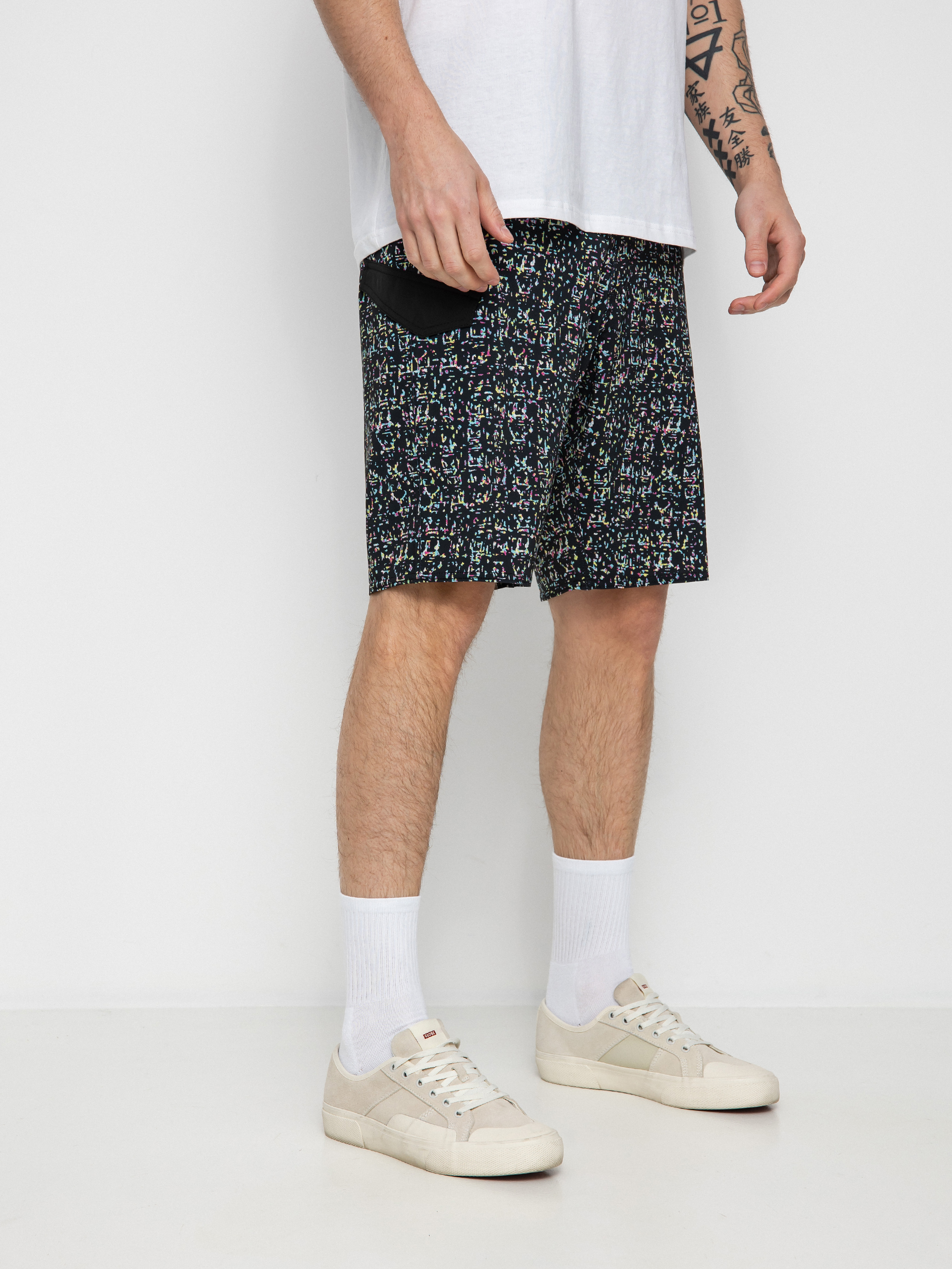 Plážové kraťasy Volcom Mod Revoke 20 (black)