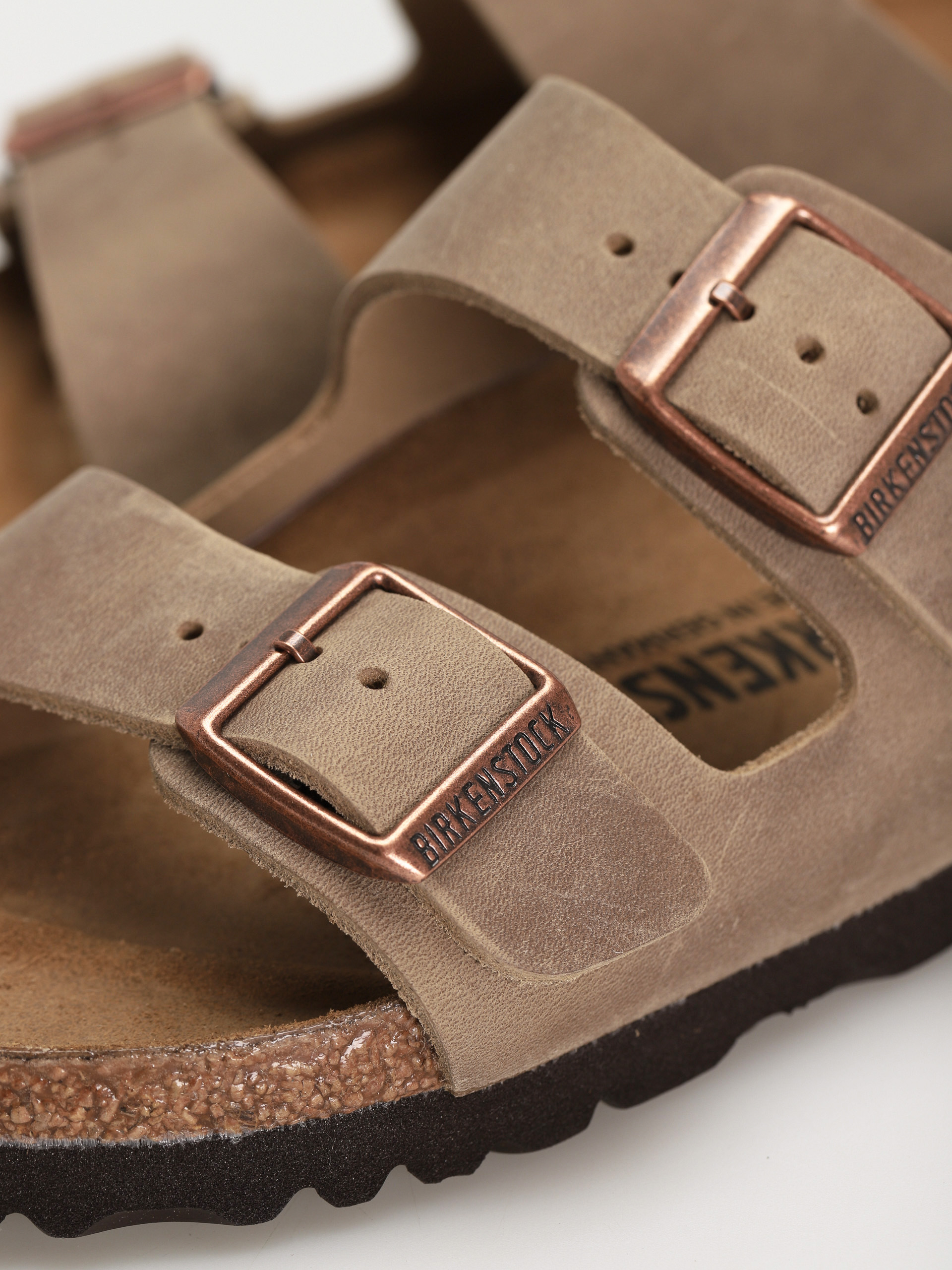 Šľapky Birkenstock Arizona Narrow Wmn (tabacco brown waxy leather)