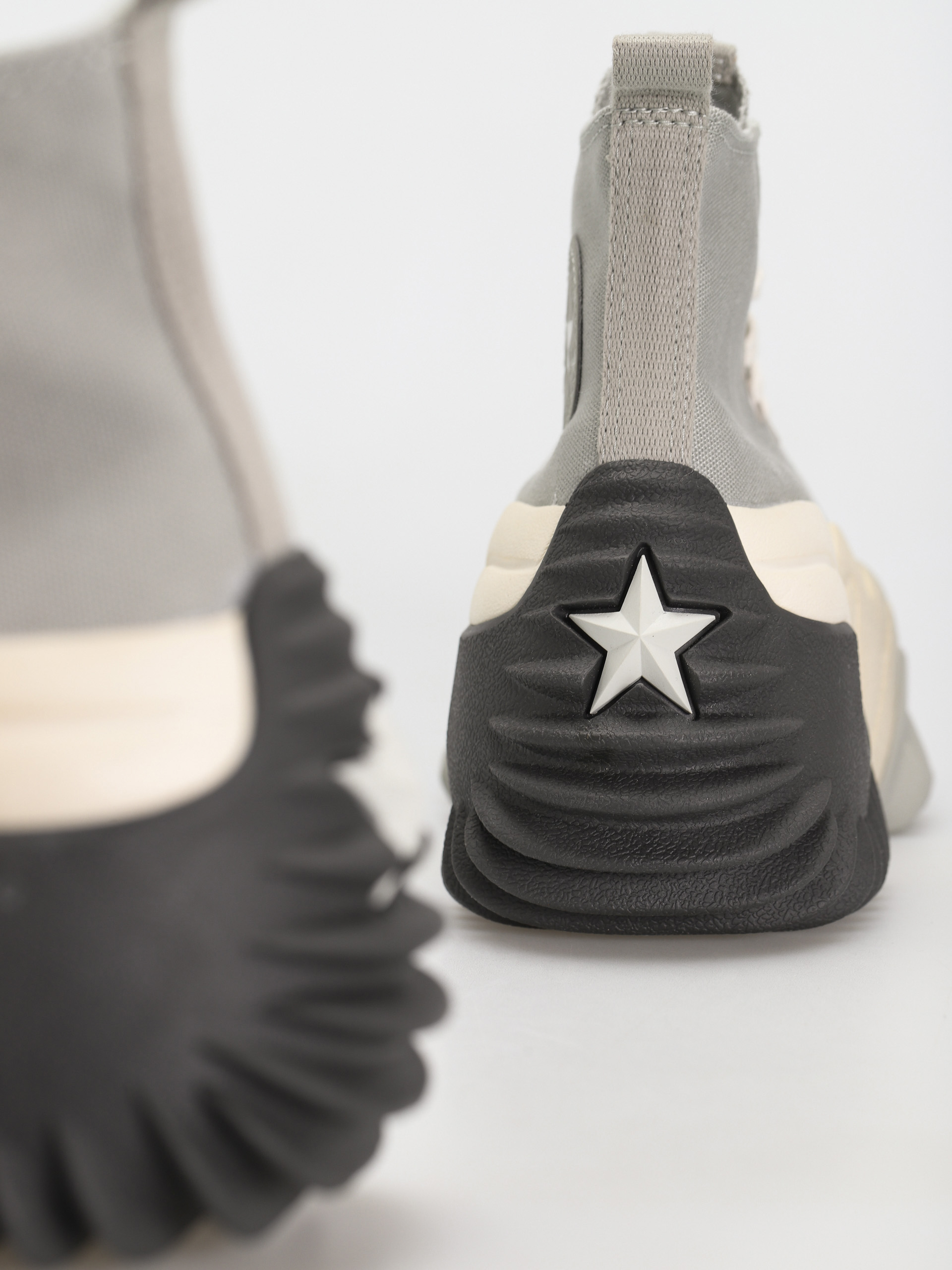 Topánky Converse Run Star Motion Hi (slate sage/light silver)