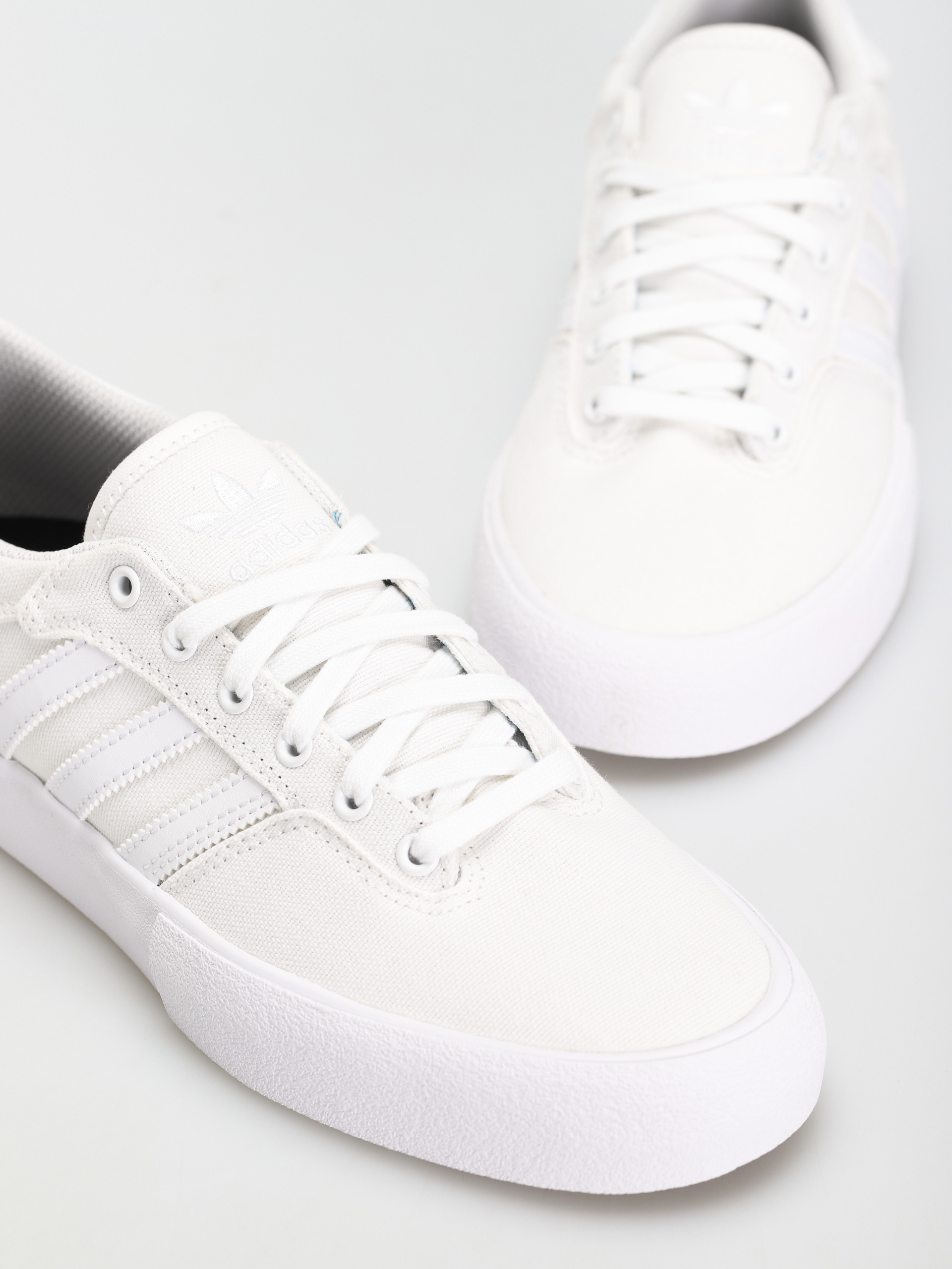 Topánky adidas Matchbreak Super (ftwwht/ftwwht/goldmt)