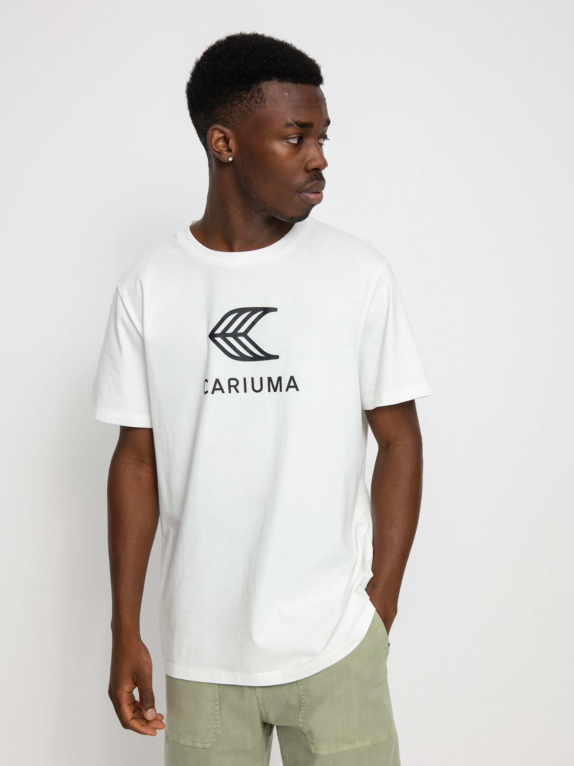 Tričko Cariuma Logo (white)