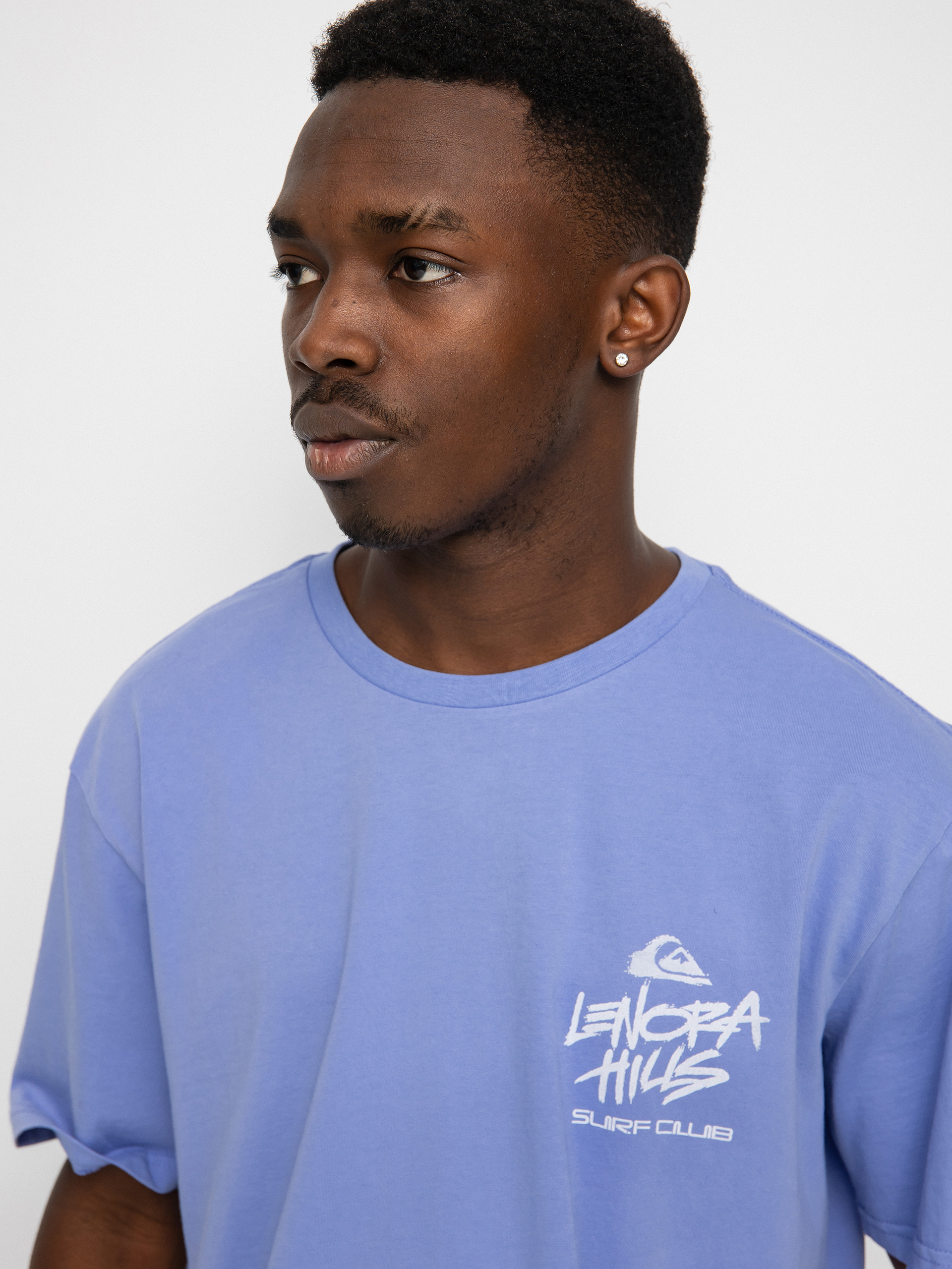 Tričko Quiksilver [27.05]  X Stranger Things Lenora Hills Surf Club (jacaranda)