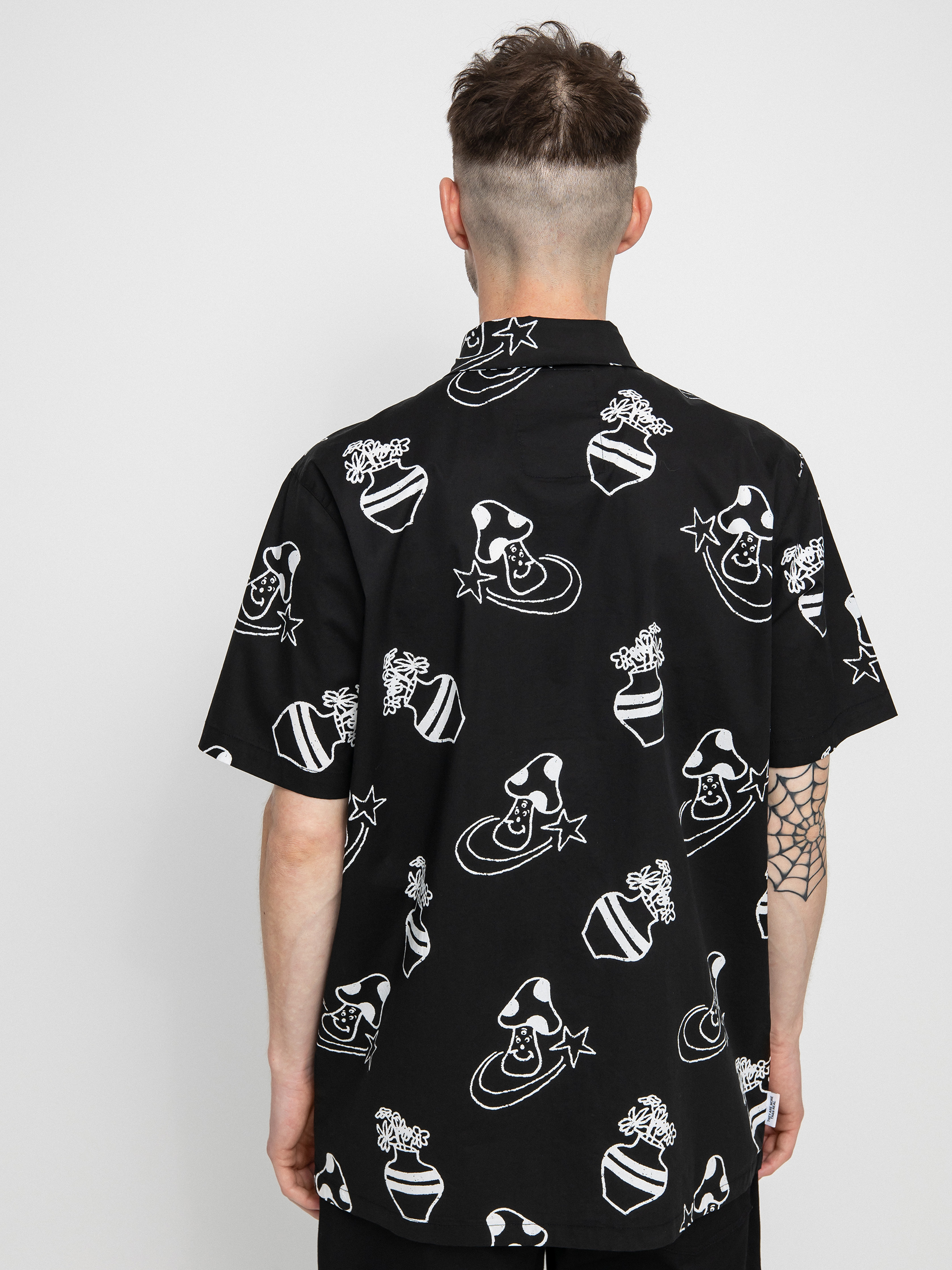 Košeľa Globe Underground Holiday (black)