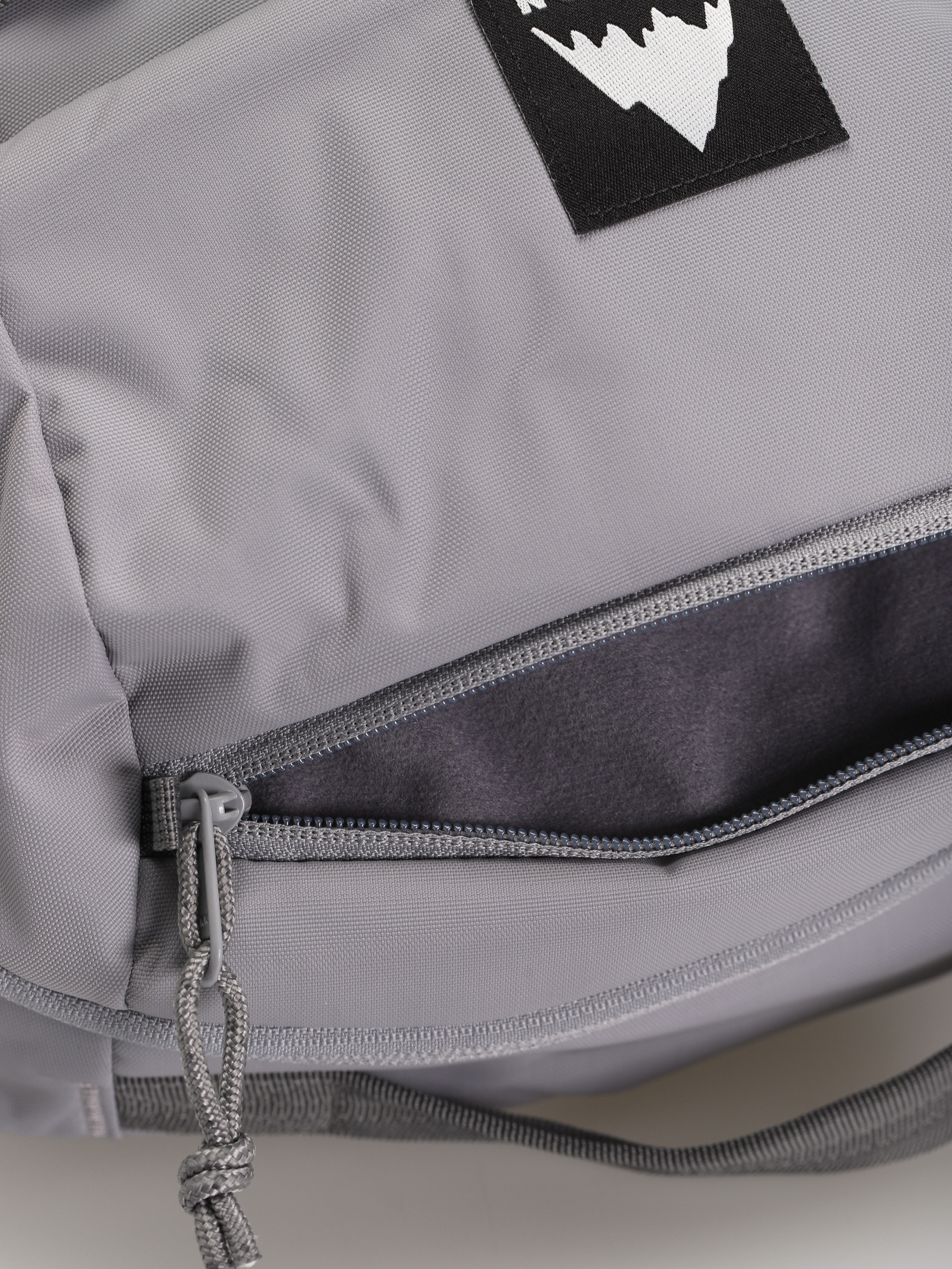 Batoh Burton Kilo 2.0 27L (sharkskin)