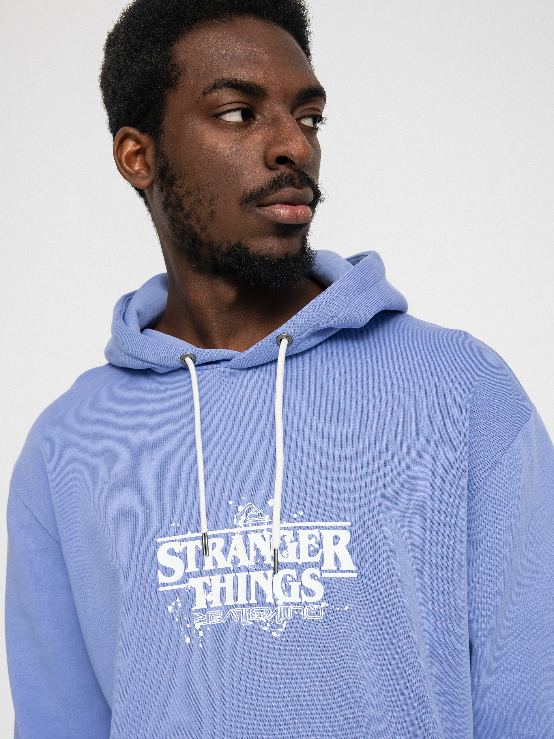 Mikina s kapucňou Quiksilver X Stranger Things Official Logo HD (jacaranda)