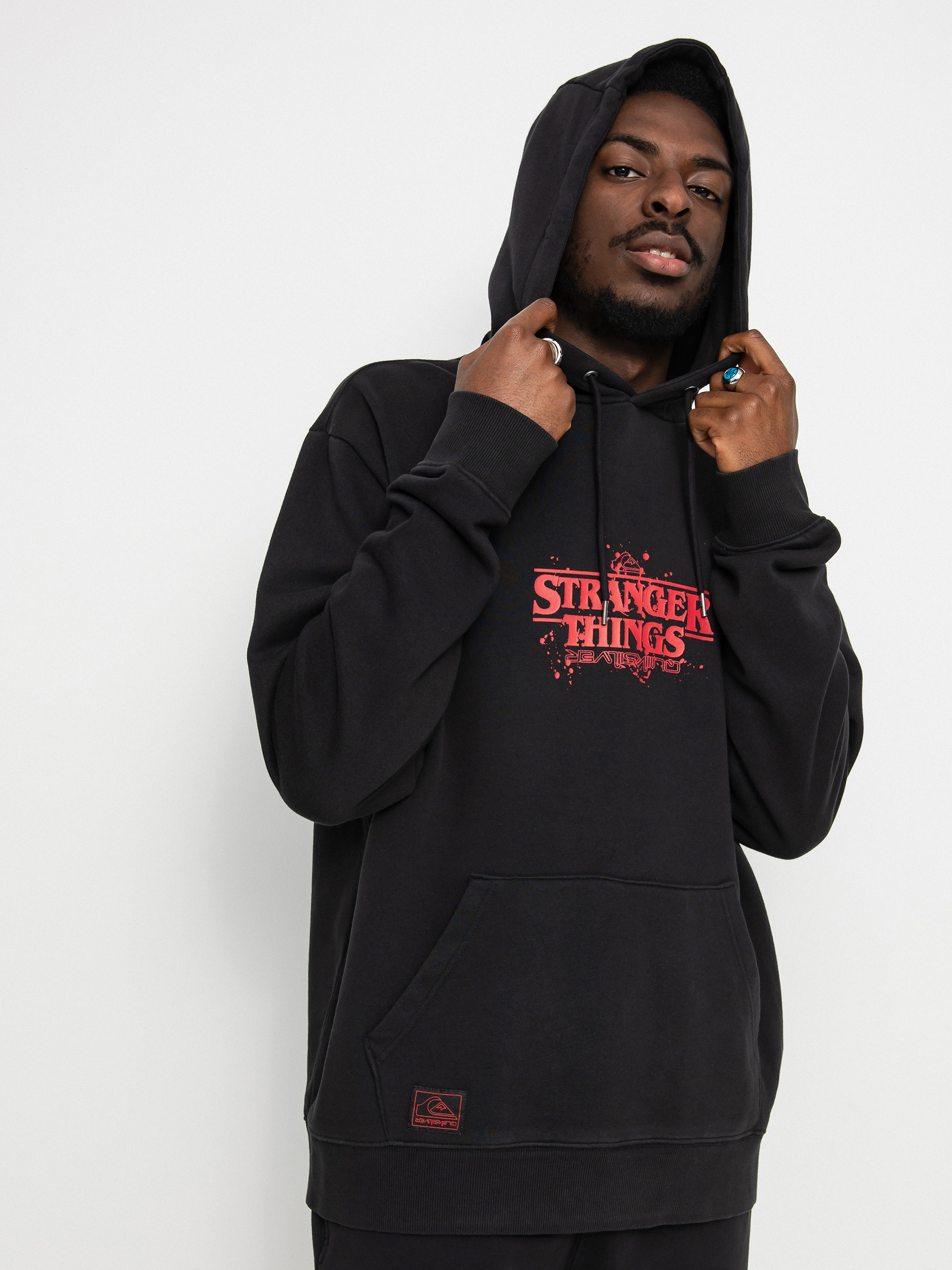 Mikina s kapucňou Quiksilver X Stranger Things Official Logo HD (black)