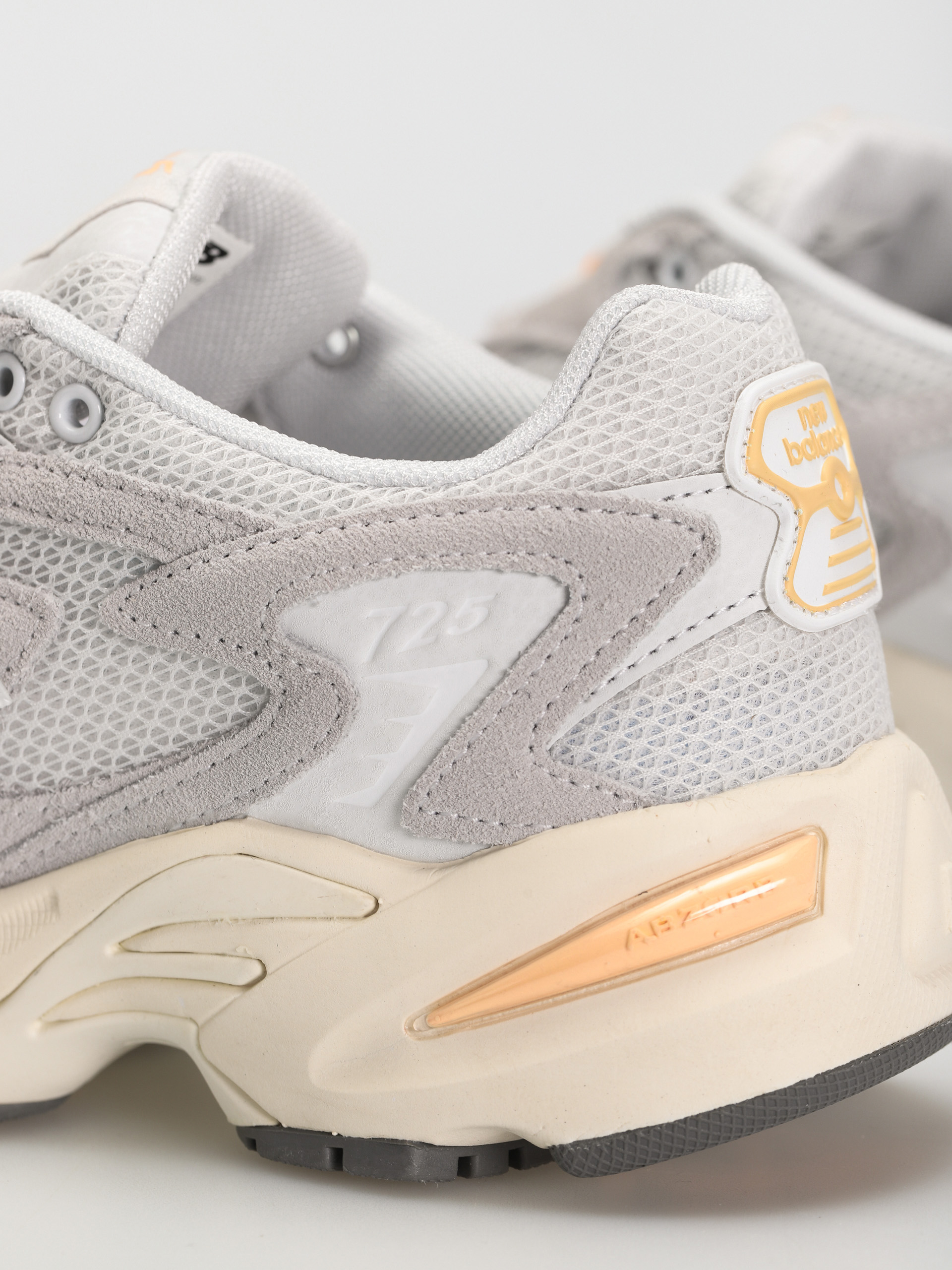 Topánky New Balance 725 (munsell white)