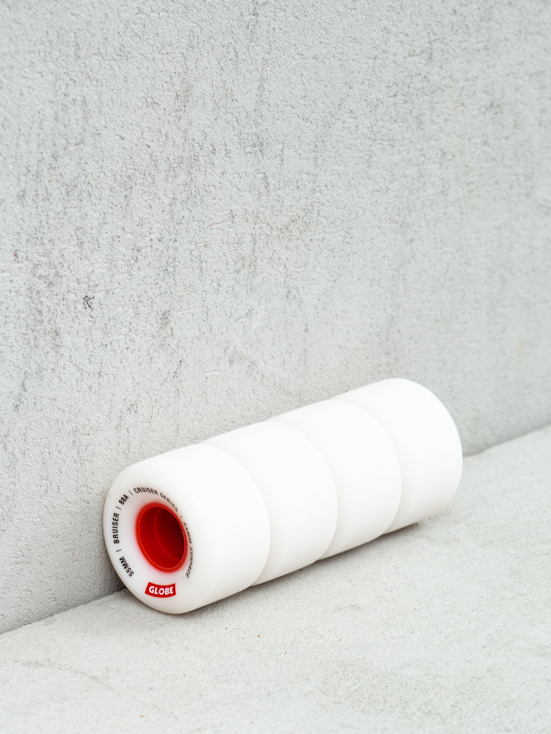 Kolieska Globe Bruiser (white/red)