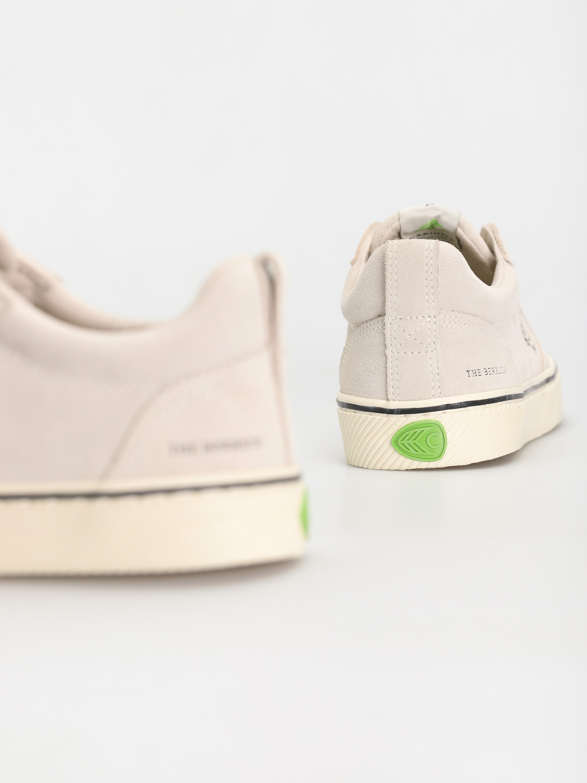 Topánky Cariuma Catiba Pro Berrics (vintage white suede)