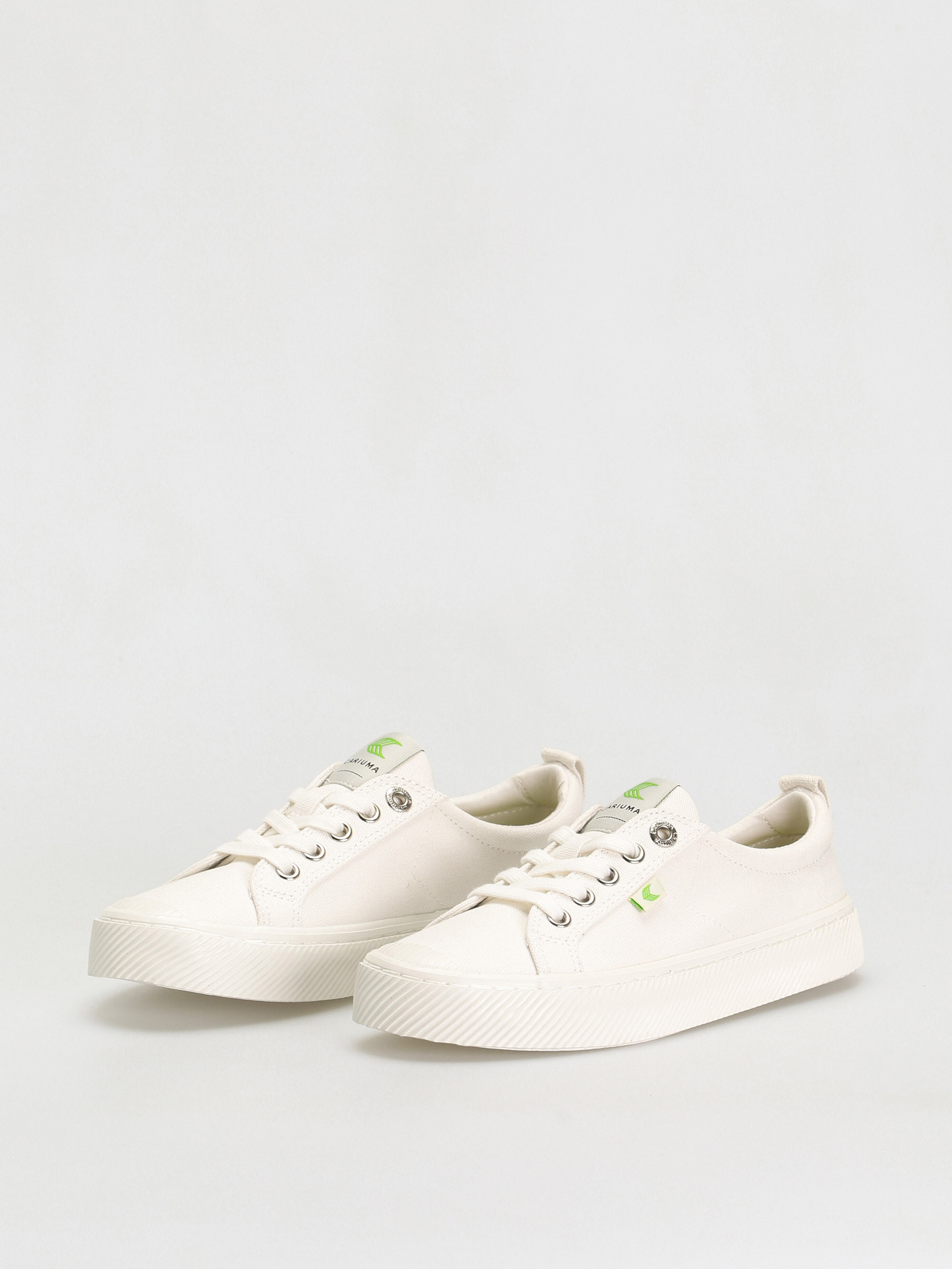 Topánky Cariuma Oca Low (off white canvas)