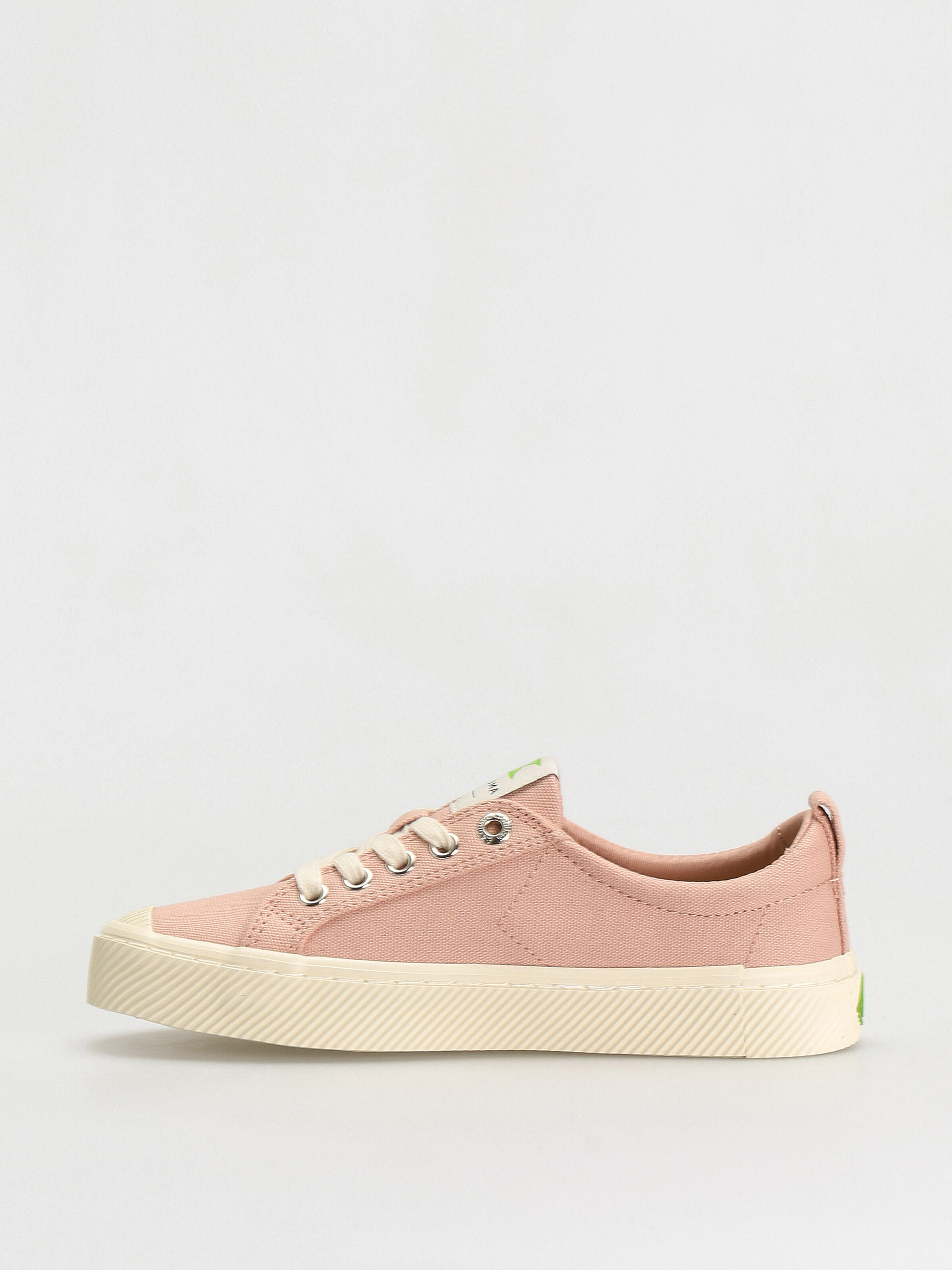 Topánky Cariuma Oca Low (rose canvas)