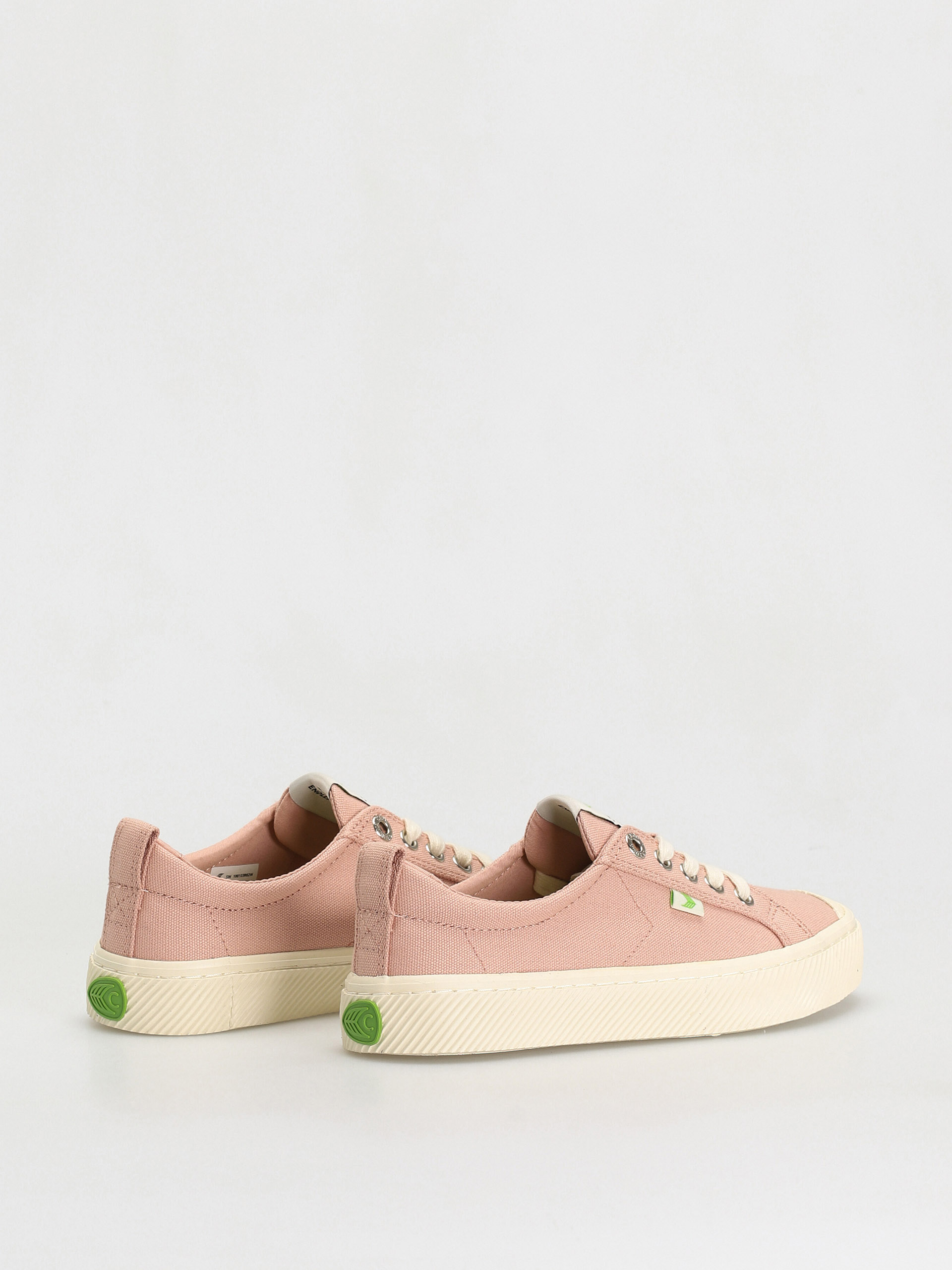 Topánky Cariuma Oca Low (rose canvas)