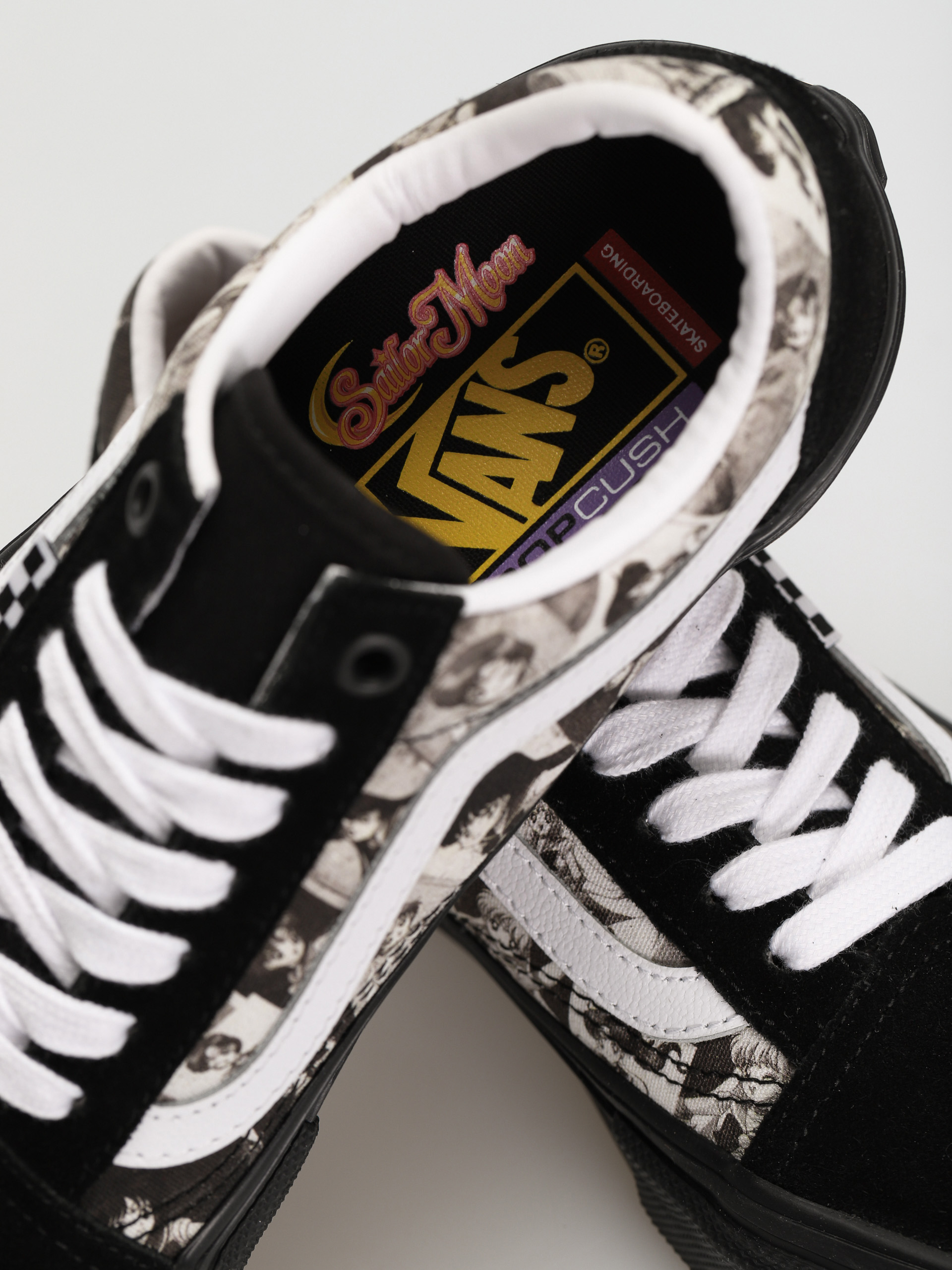 Topánky Vans X Sailor Moon Skate Old Skool (pretty guardian sailor moon black/black)