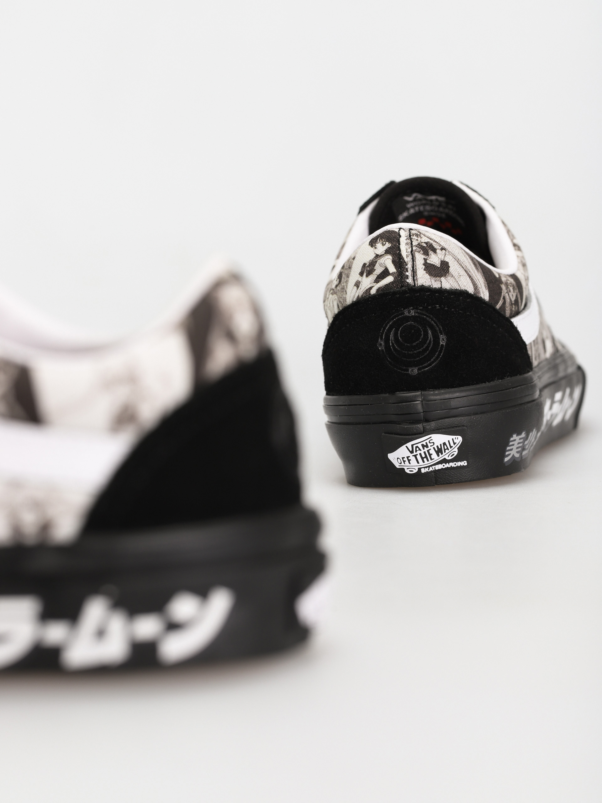 Topánky Vans X Sailor Moon Skate Old Skool (pretty guardian sailor moon black/black)