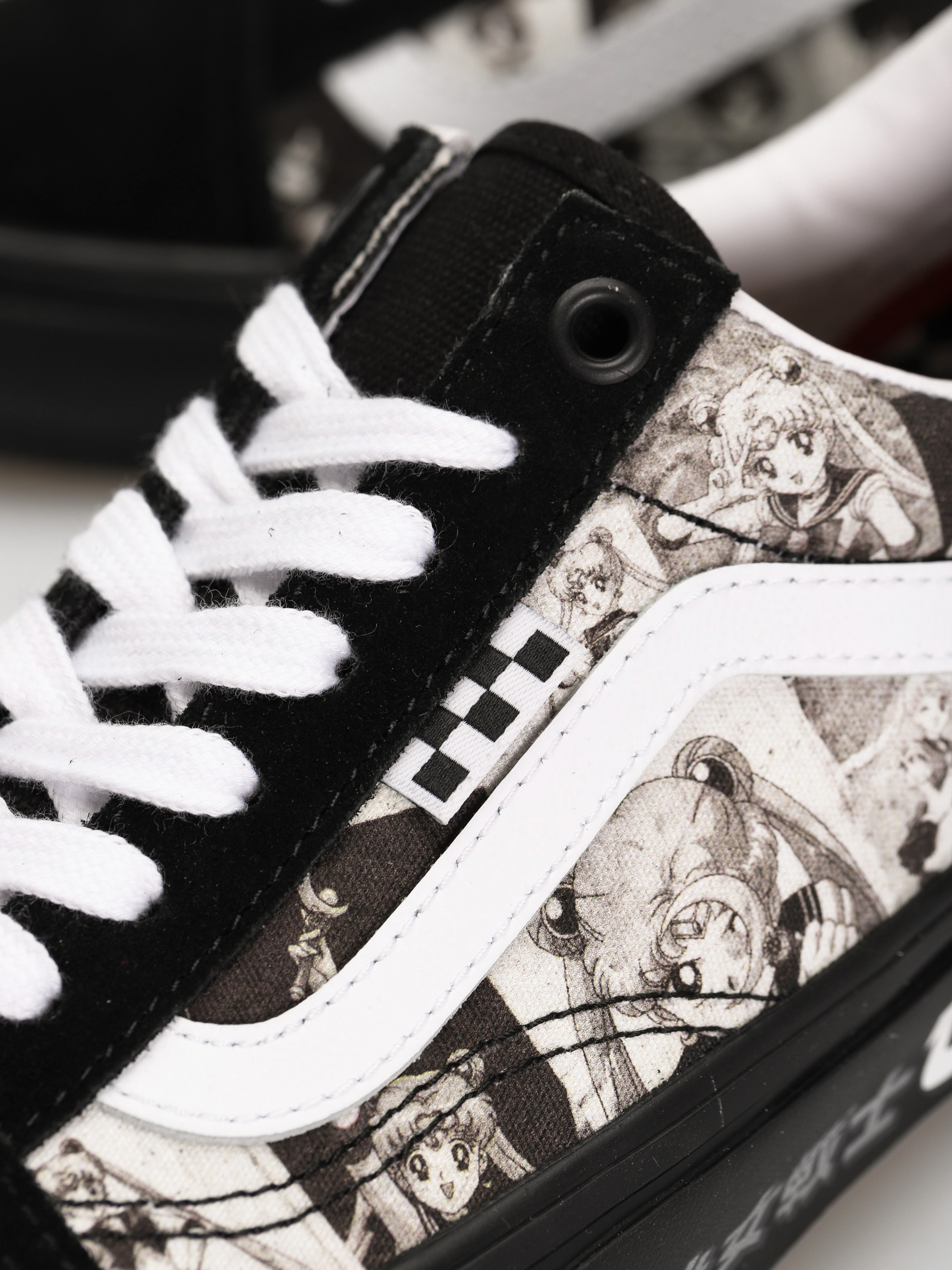Topánky Vans X Sailor Moon Skate Old Skool (pretty guardian sailor moon black/black)