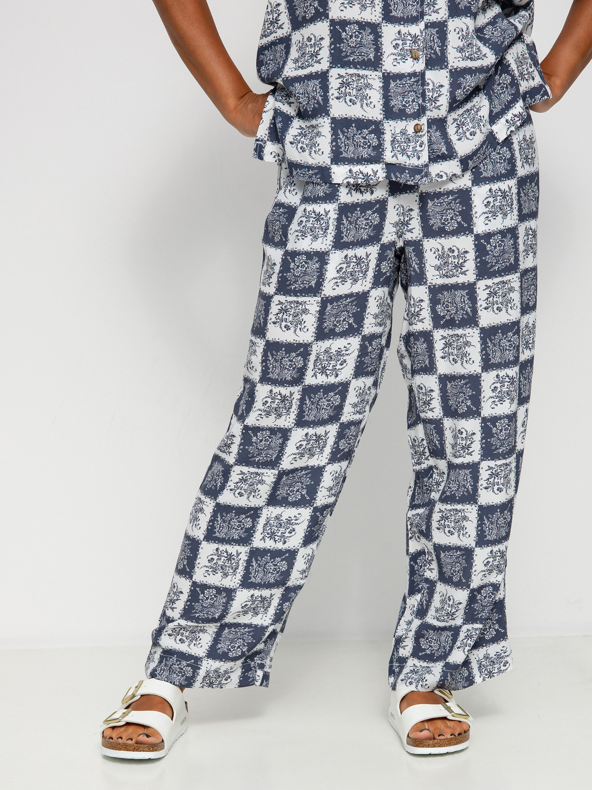 Nohavice Brixton Patchwork Crop Pant Wmn (joe blue)
