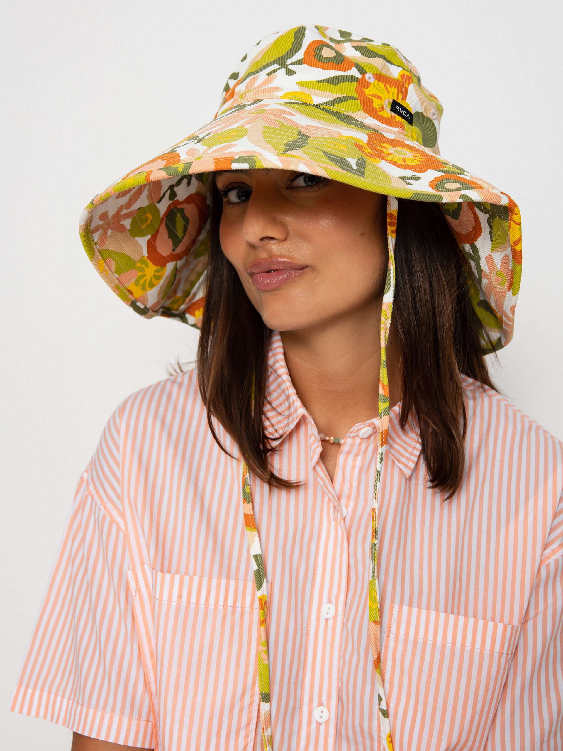 Klobúk RVCA Sunlight Bucket Hat Wmn (white)