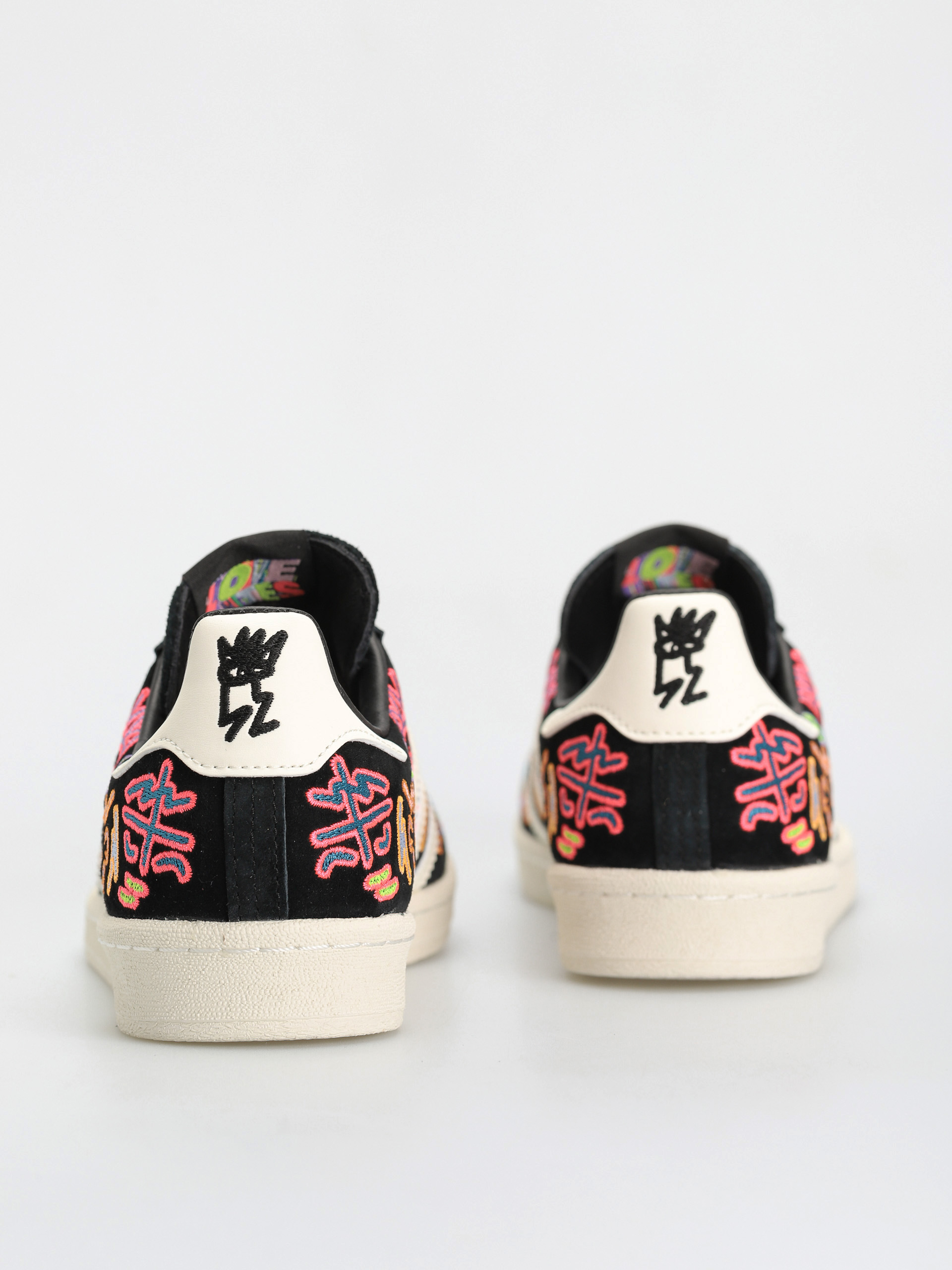 Topánky adidas Originals Campus 80S Pride (owhite/cblack/owhite)