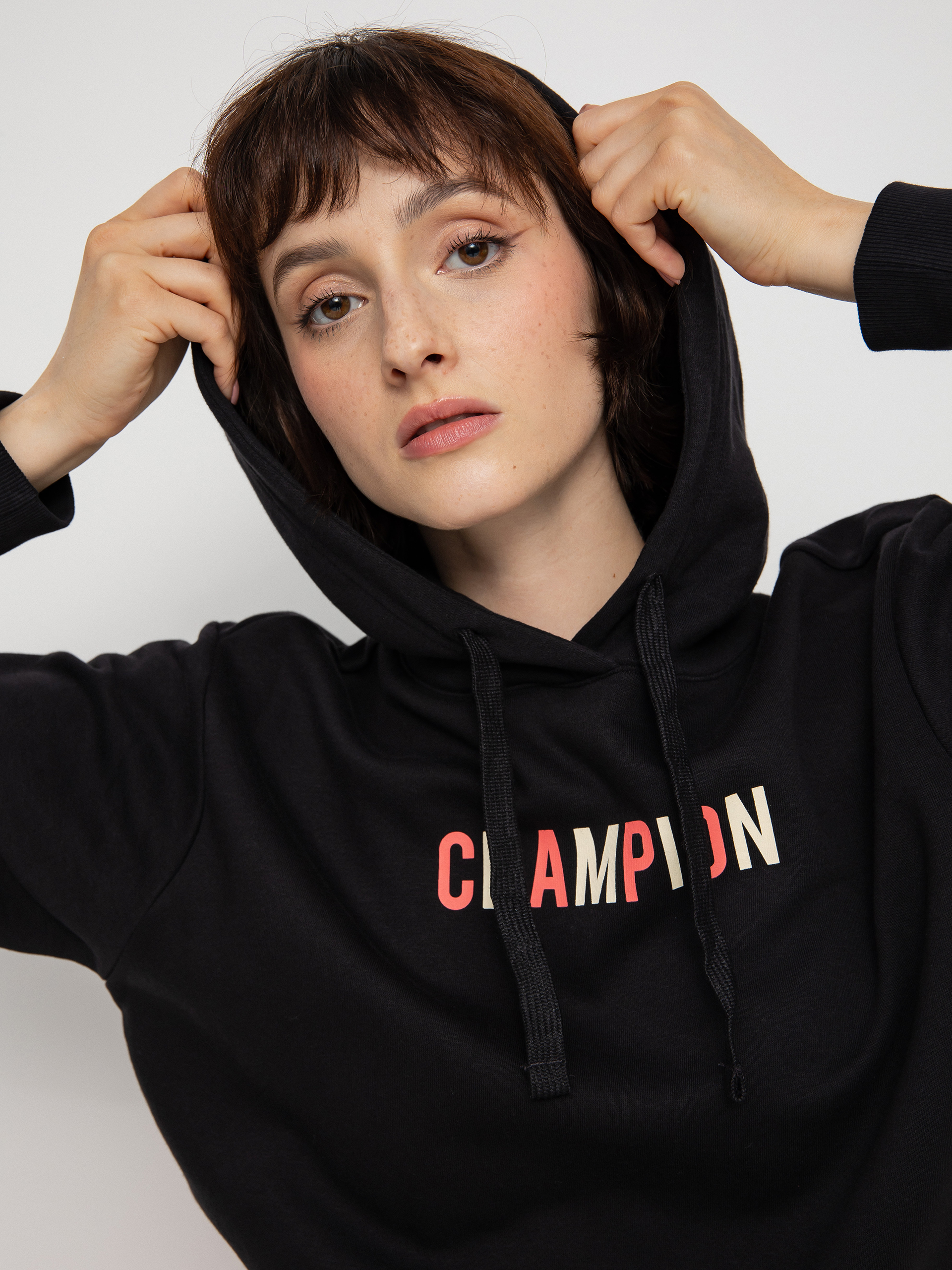 Mikina s kapucňou Champion Legacy Hooded Sweatshirt 115991 HD Wmn (nbk)