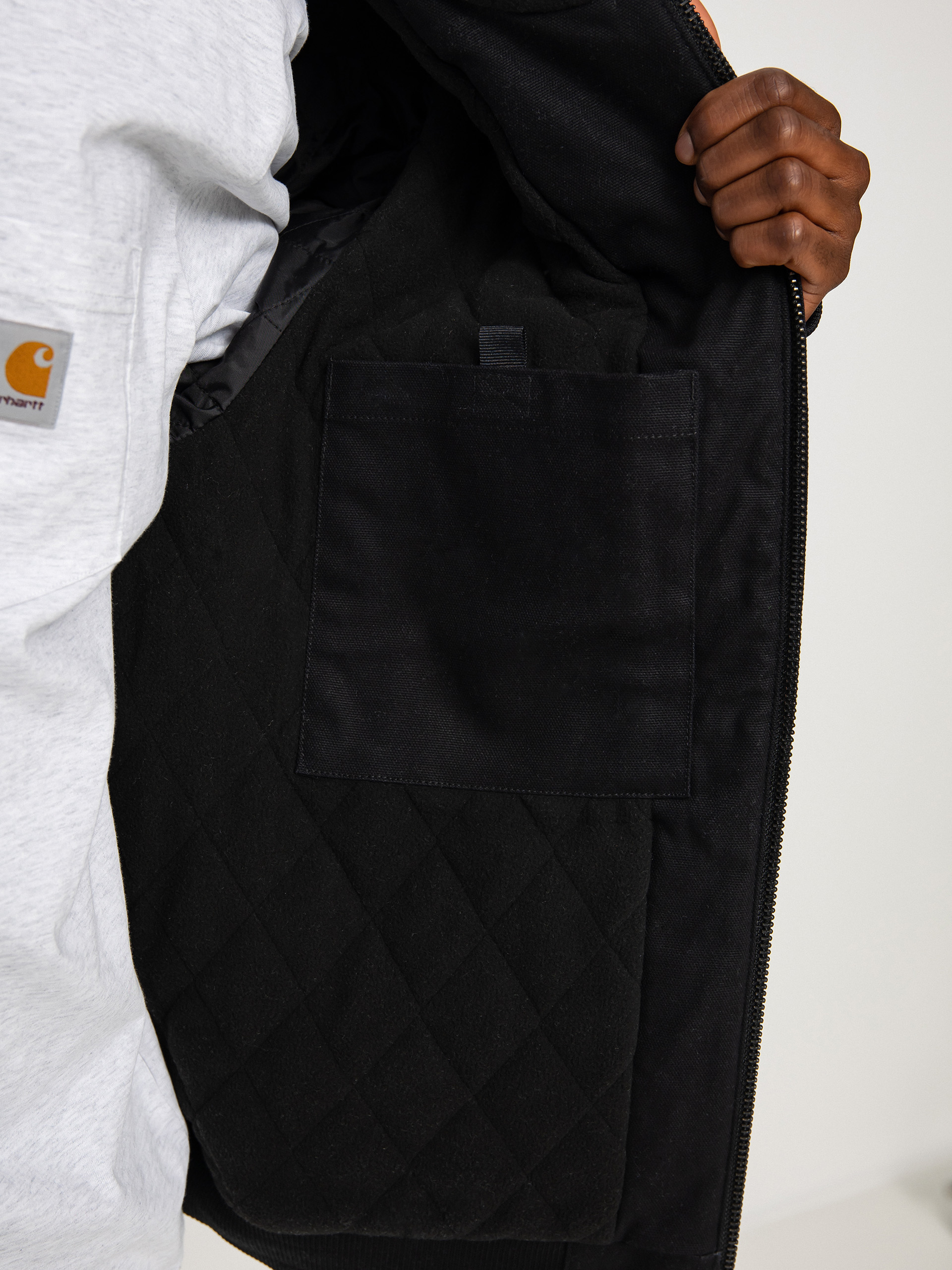 Bunda Carhartt WIP Active Jacket (black)