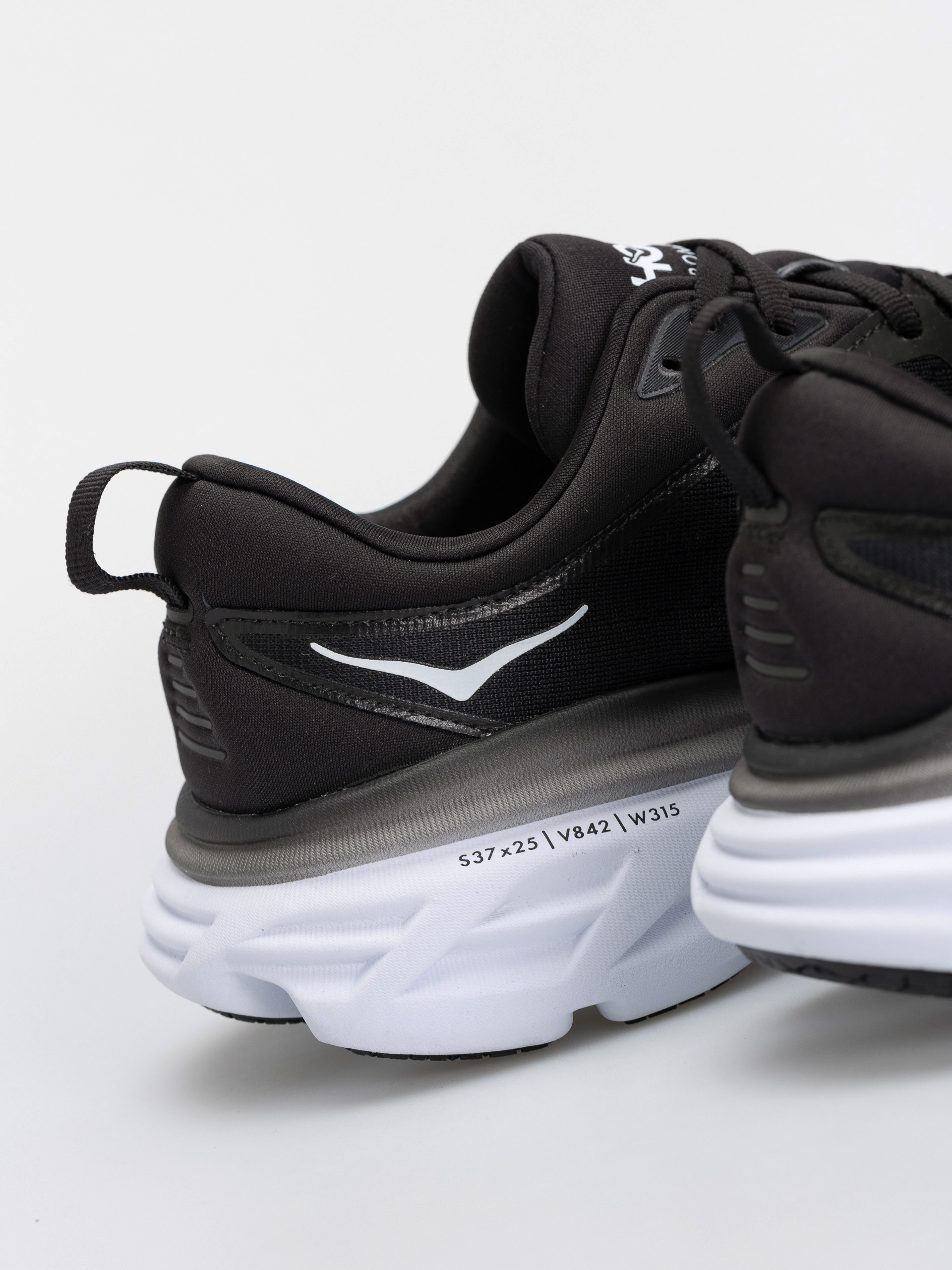 Topánky Hoka Bondi 8 (black/white)