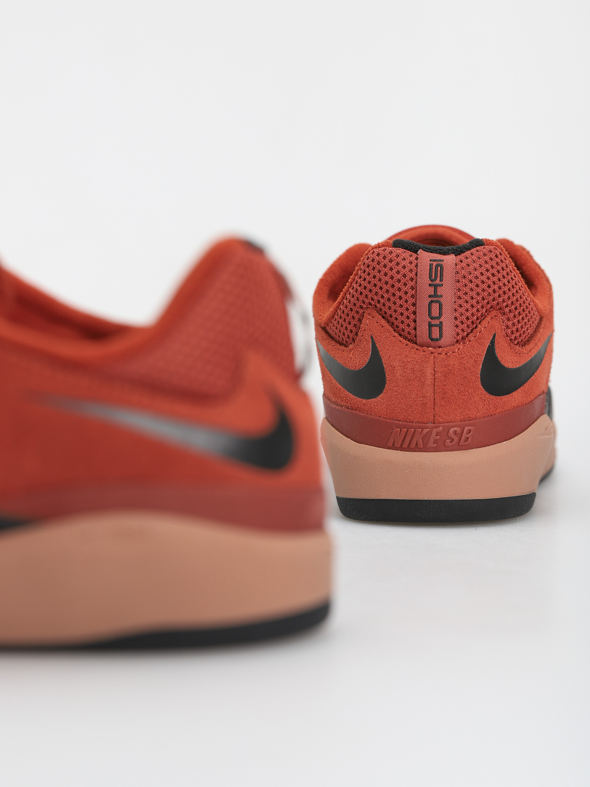 Topánky Nike SB Ishod Wair (rugged orange/black mineral clay black)