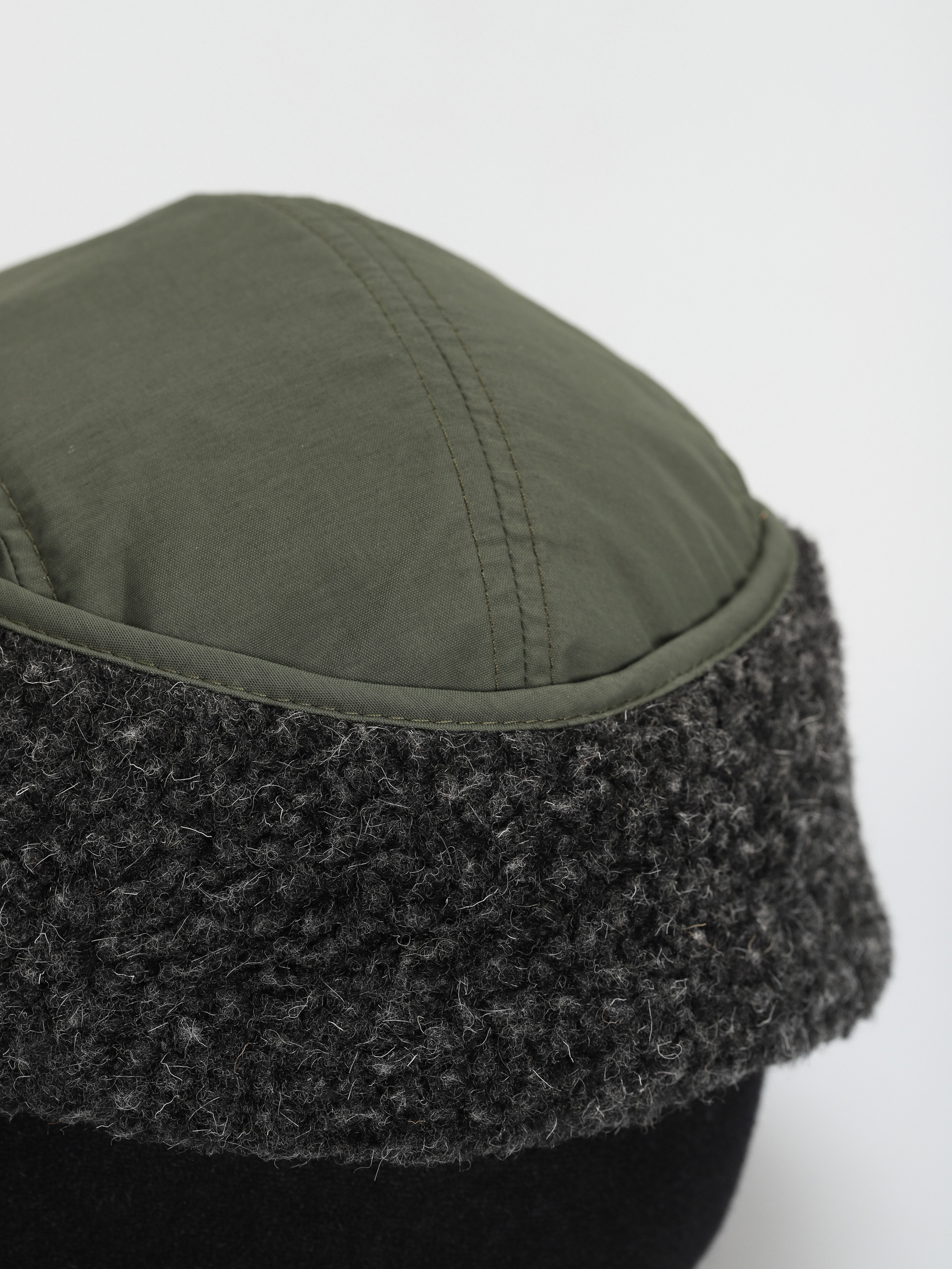 Šiltovka Polar Skate Sherpa Flap Cap (army green)