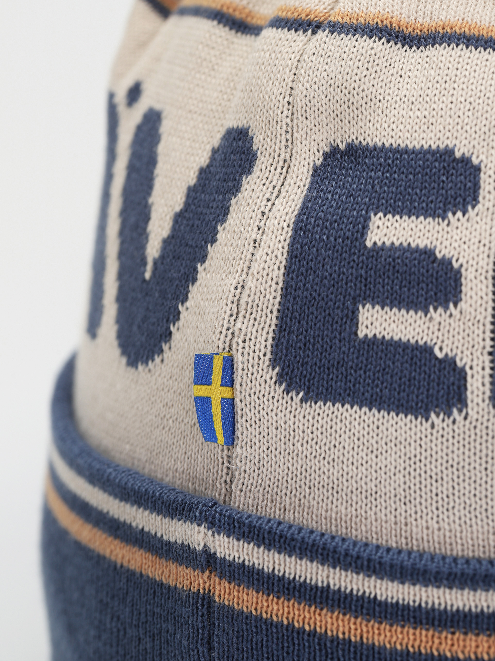 Čiapka Fjallraven Pom Hat (chalk white/indigo blue)