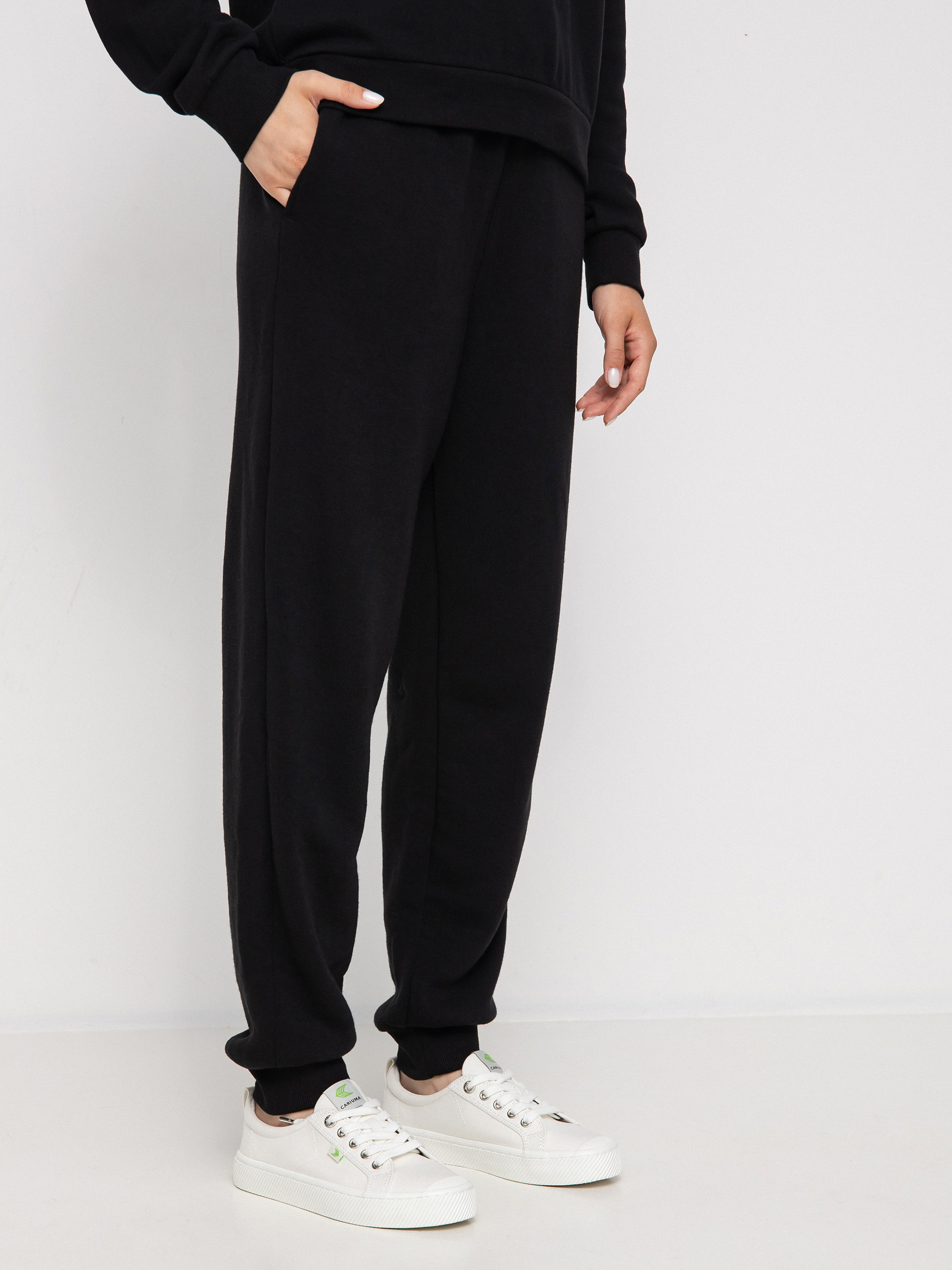 Nohavice Volcom Stn Stackd Jogger Wmn (black)