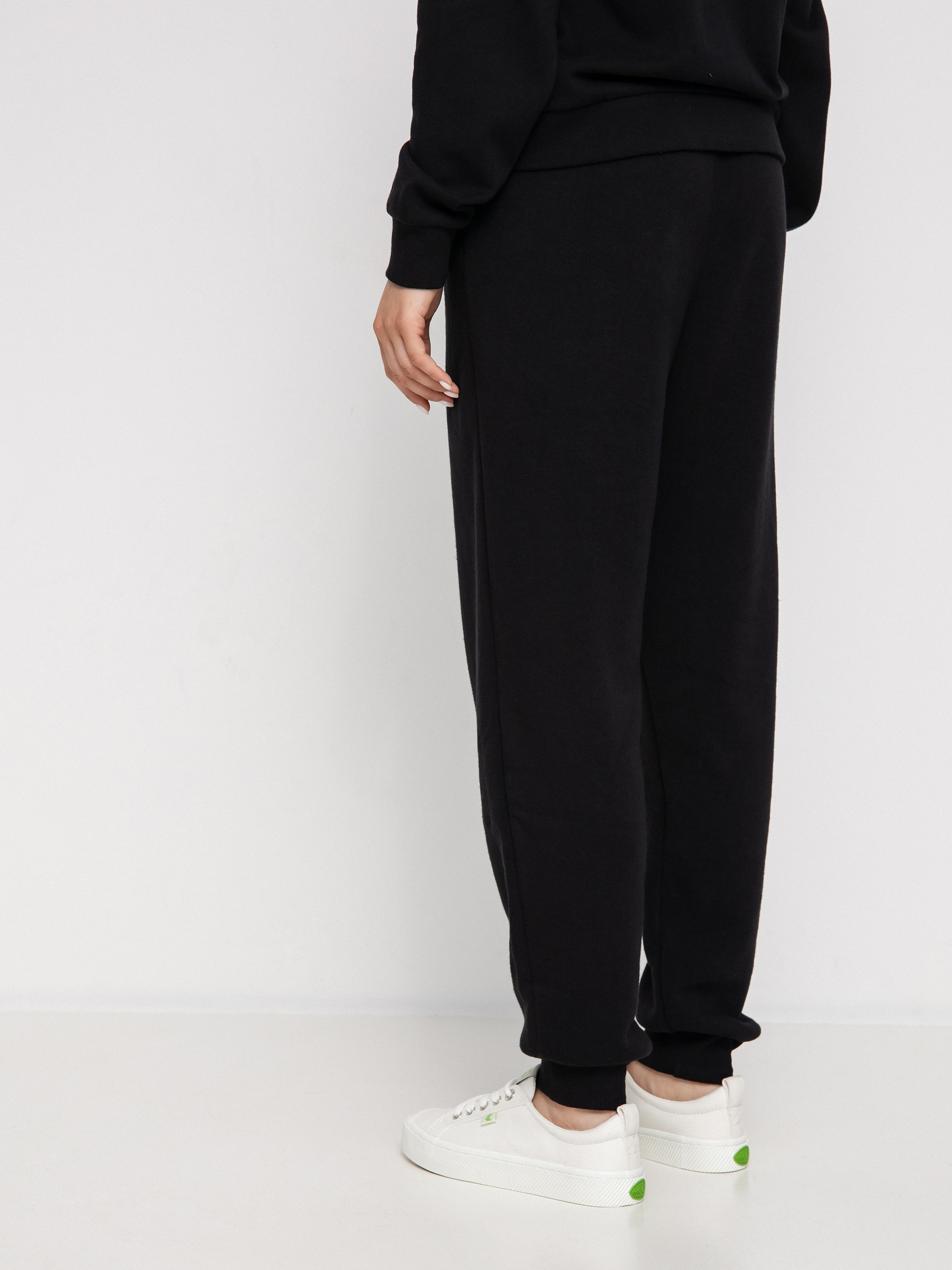 Nohavice Volcom Stn Stackd Jogger Wmn (black)