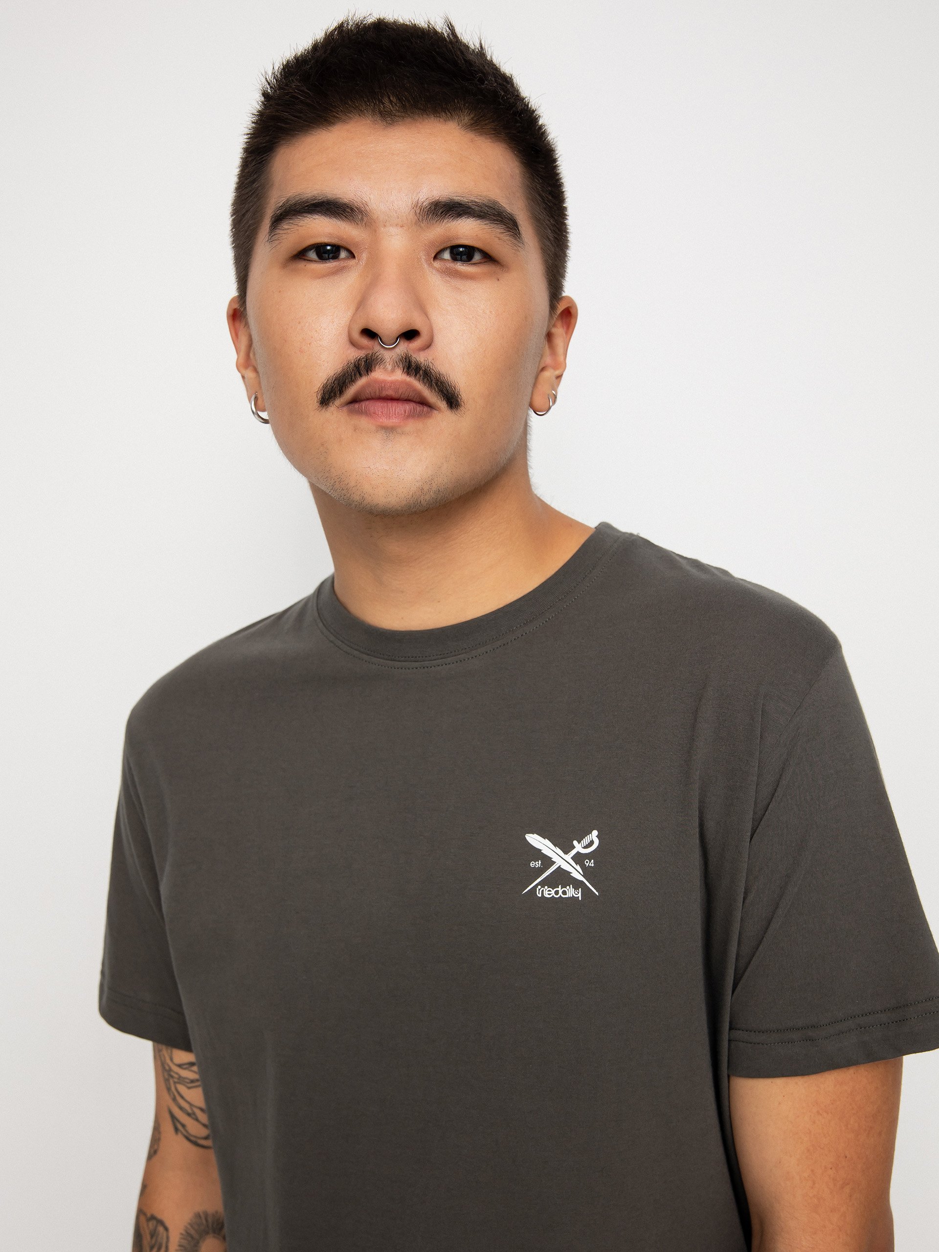 Tričko Iriedaily Chestflag (night olive)