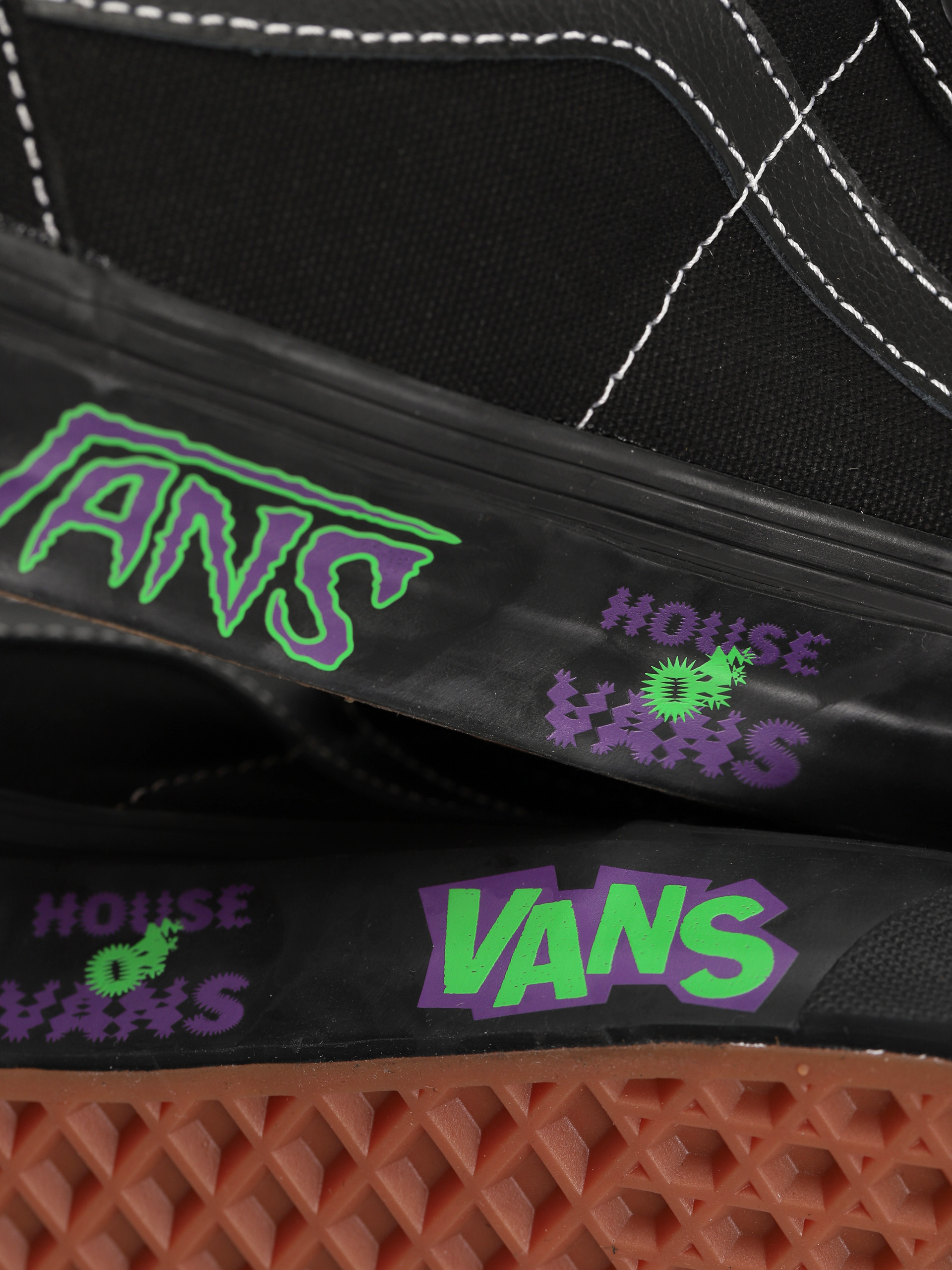 Topánky Vans Sk8 Hi (live at hov blackout)