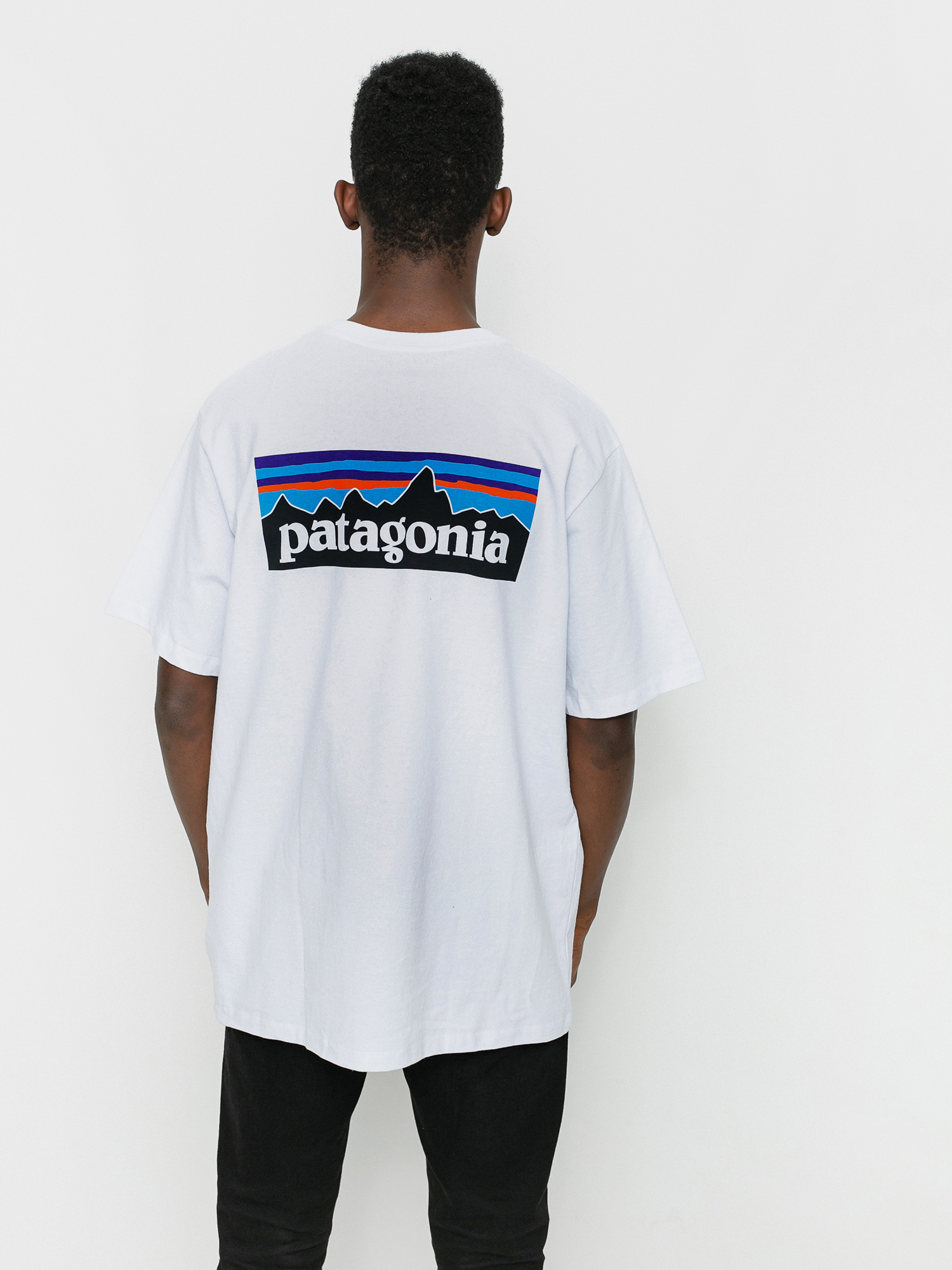 Tričko Patagonia P6 Logo Responsibili (white)