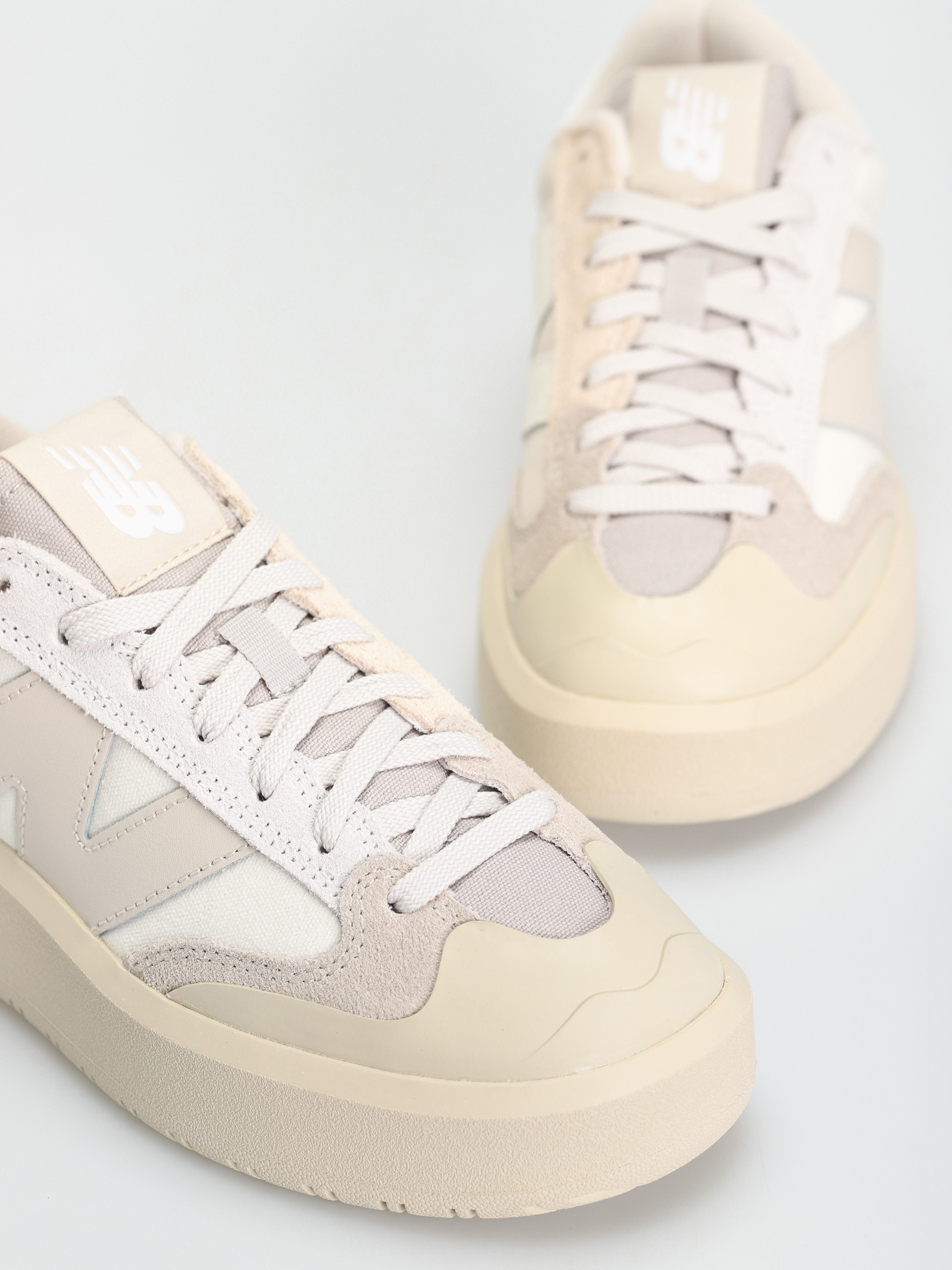 Topánky New Balance 302 (rain cloud)