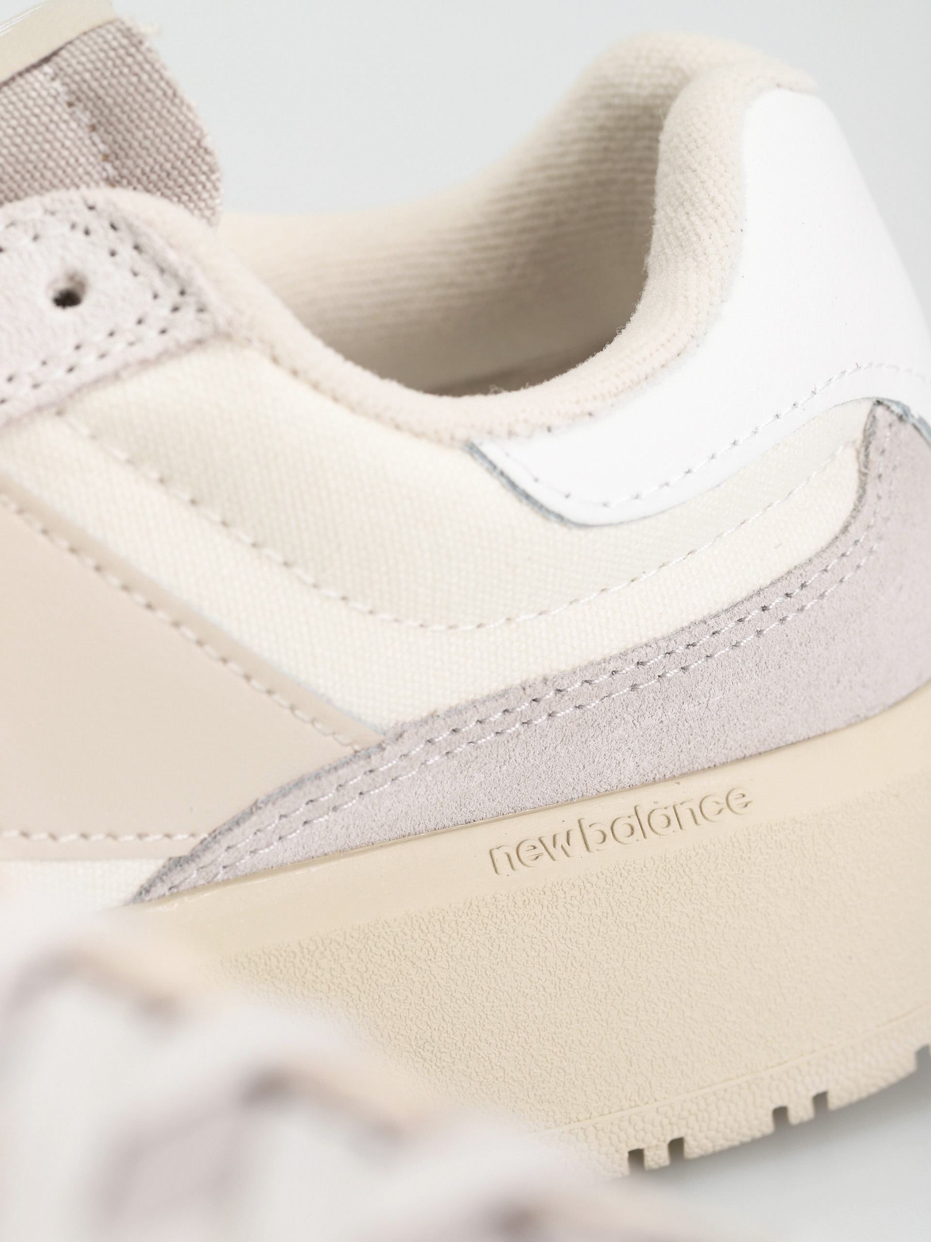 Topánky New Balance 302 (rain cloud)