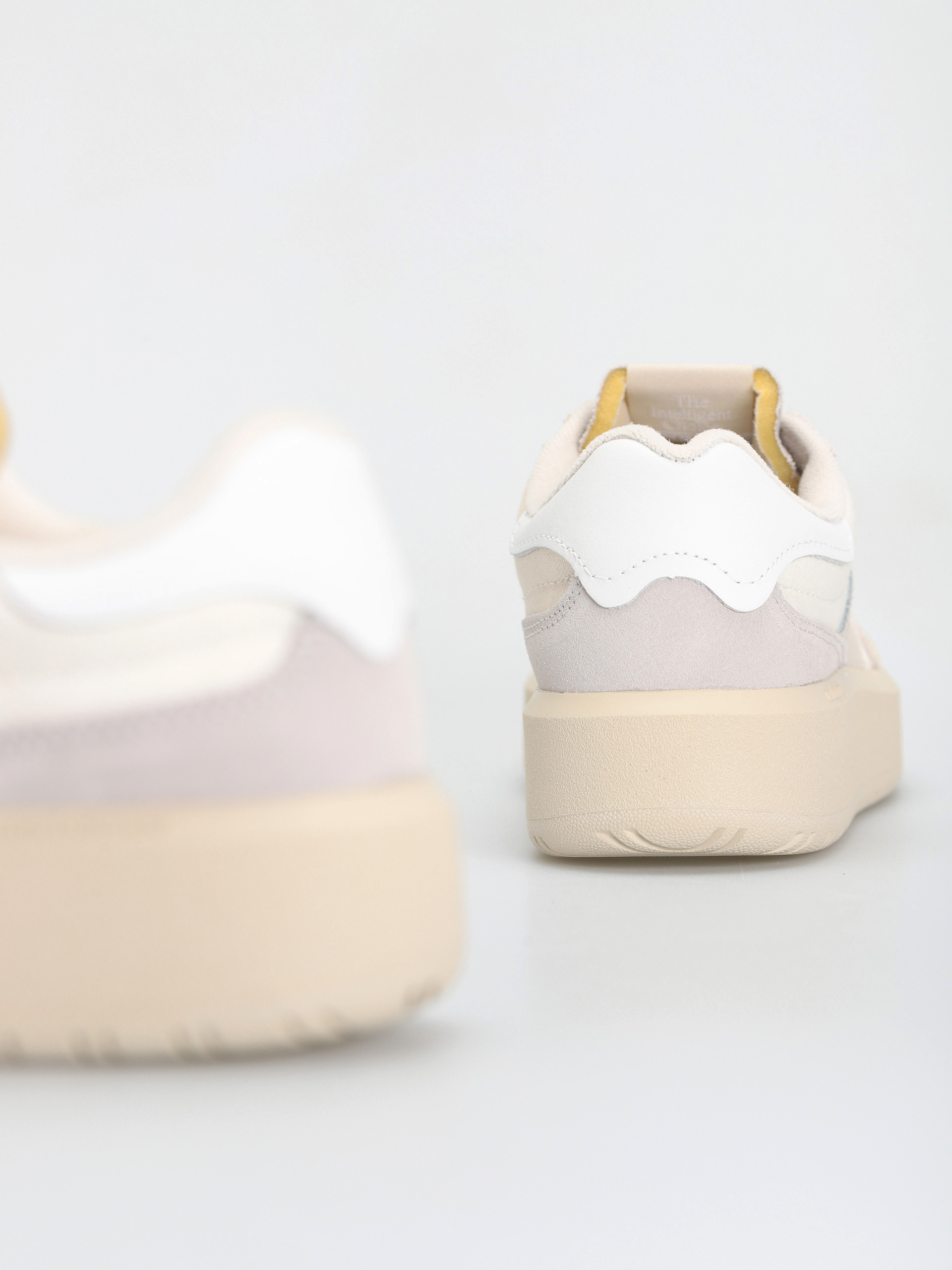 Topánky New Balance 302 (rain cloud)