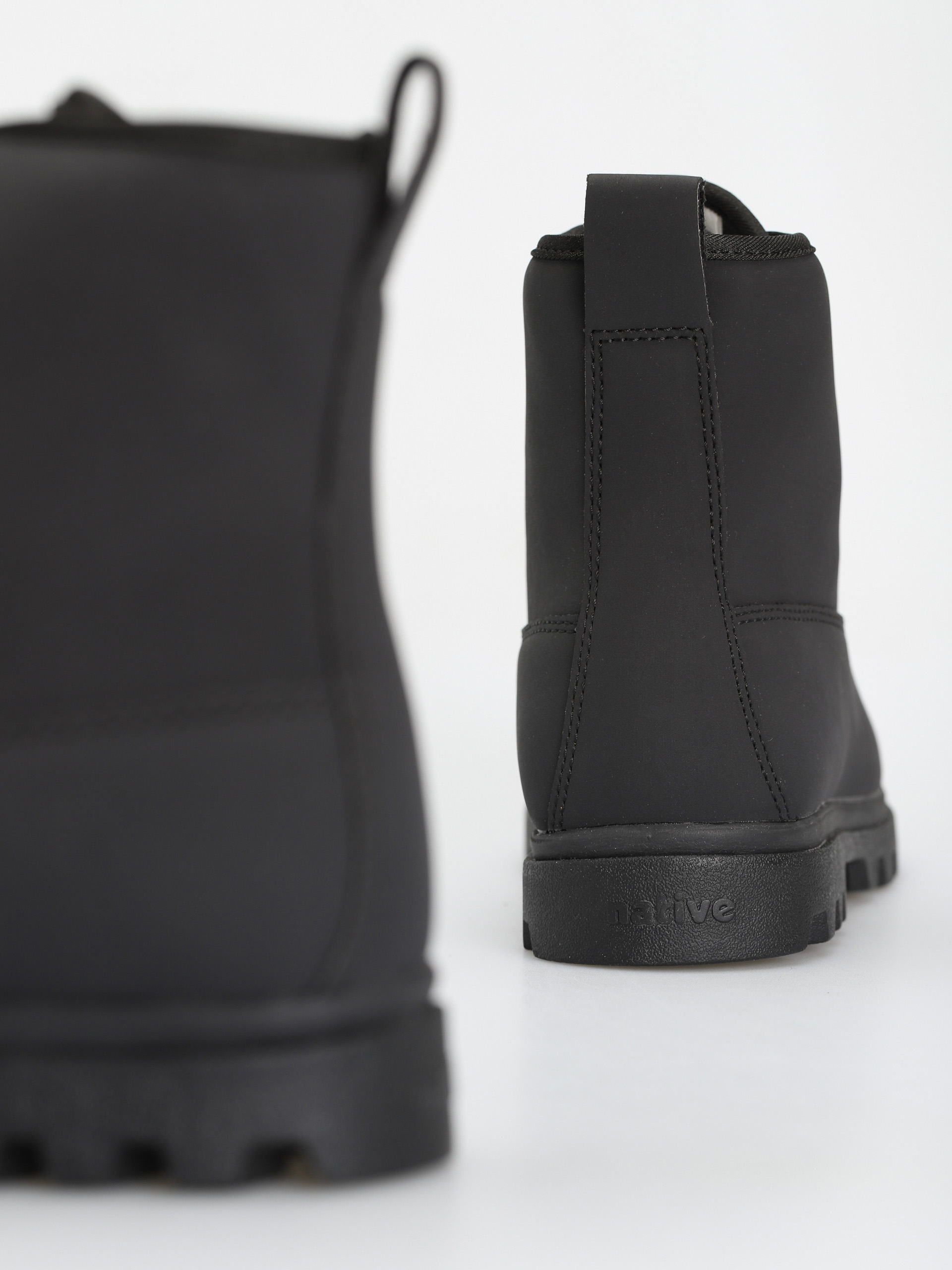 Zimné topánky Native Johnny Treklite (jiffy black/jiffy black/victoria blue)