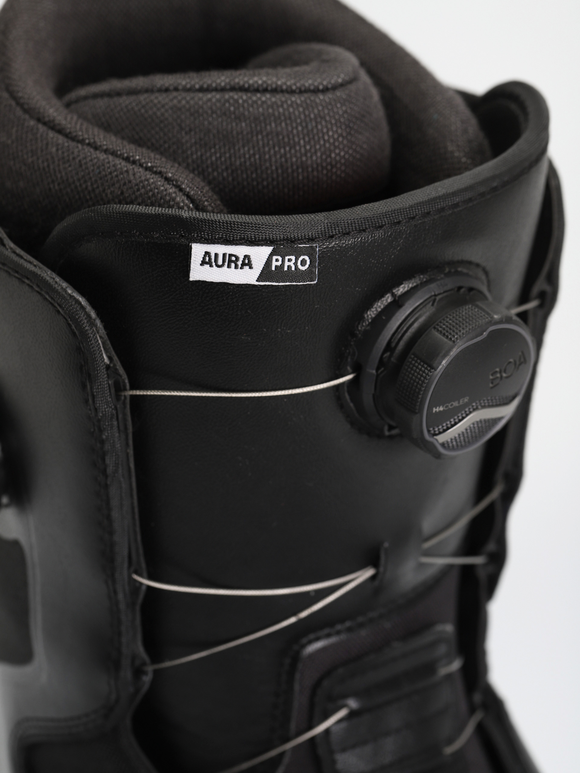 Pánske Obuv na snowboard Vans Aura Pro (black/white)