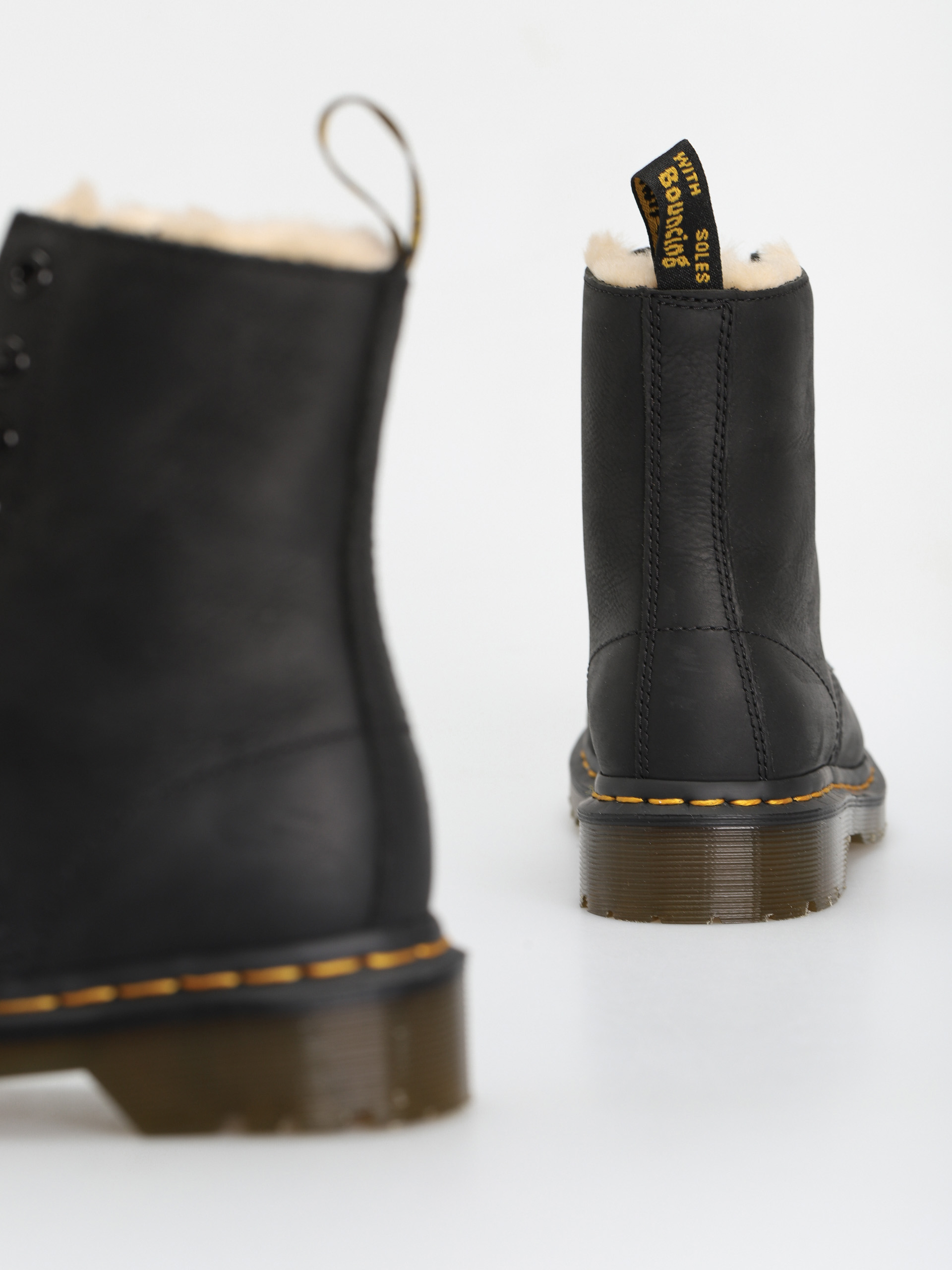 Topánky Dr. Martens 1460 Serena Wmn (black wyoming)