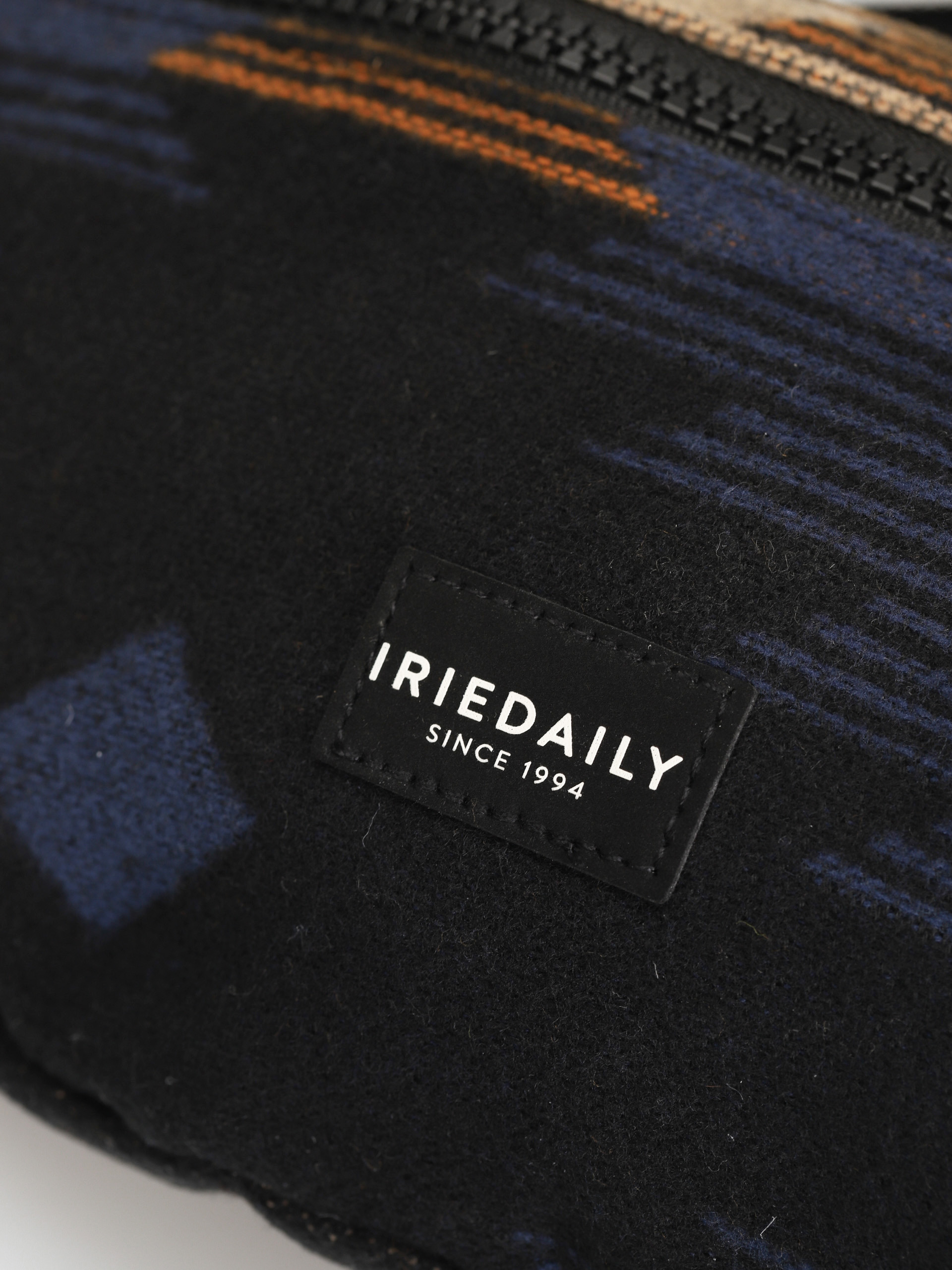 Ľadvinka Iriedaily Santania (blue sand)