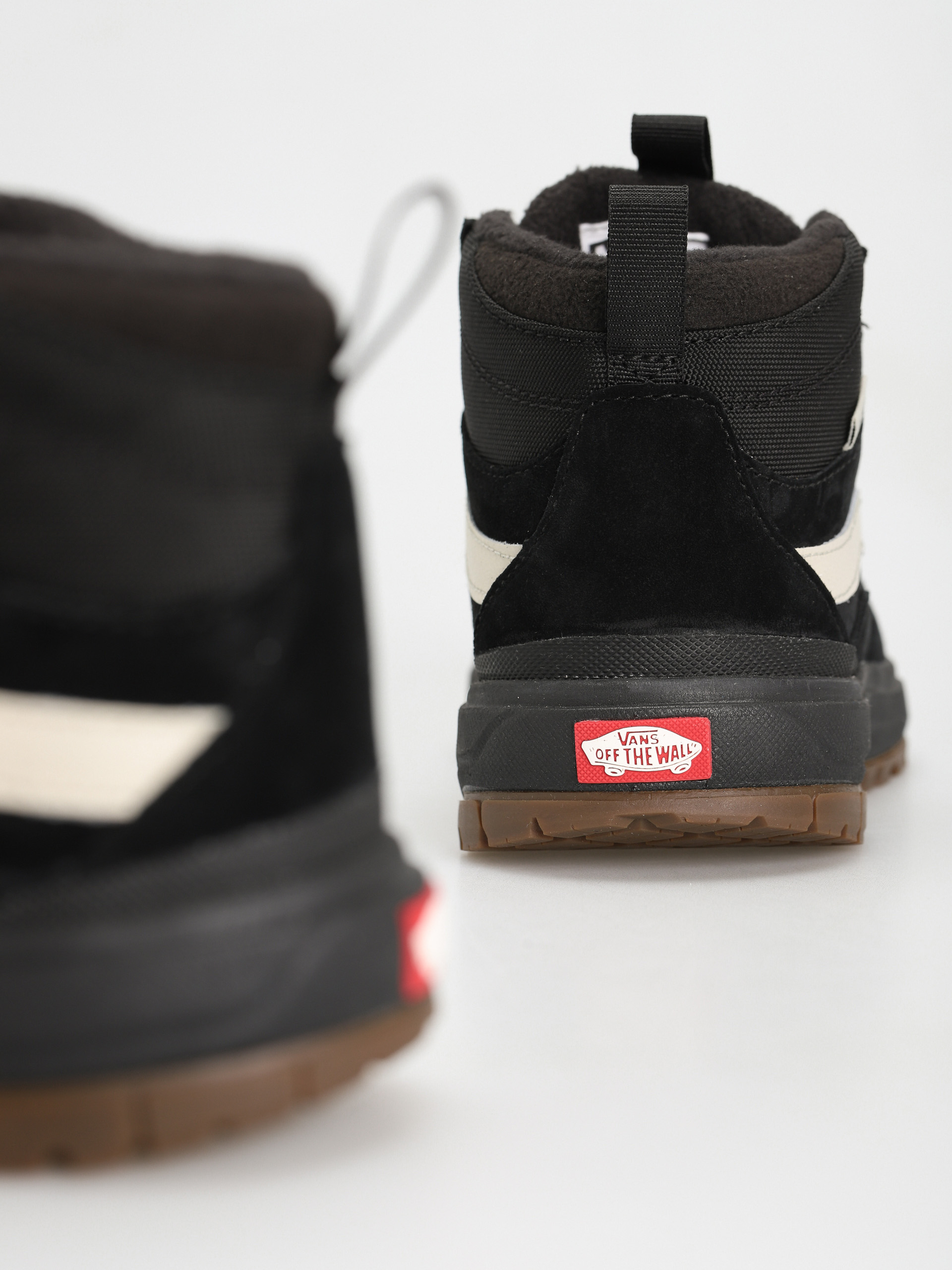 Topánky Vans Ultrarange Exo Hi MTE 1 (black/classic gum)