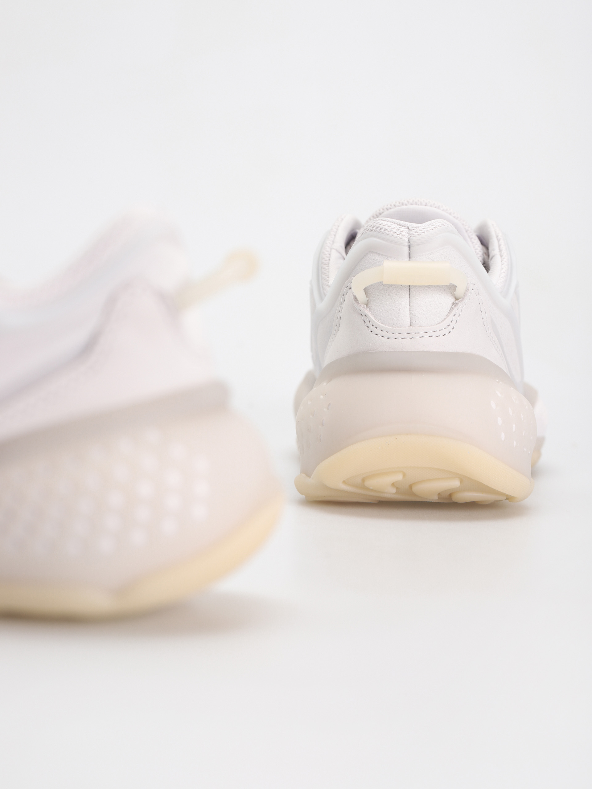 Topánky adidas Originals Ozrah Wmn (dshgry/dshgry/ecrtin)