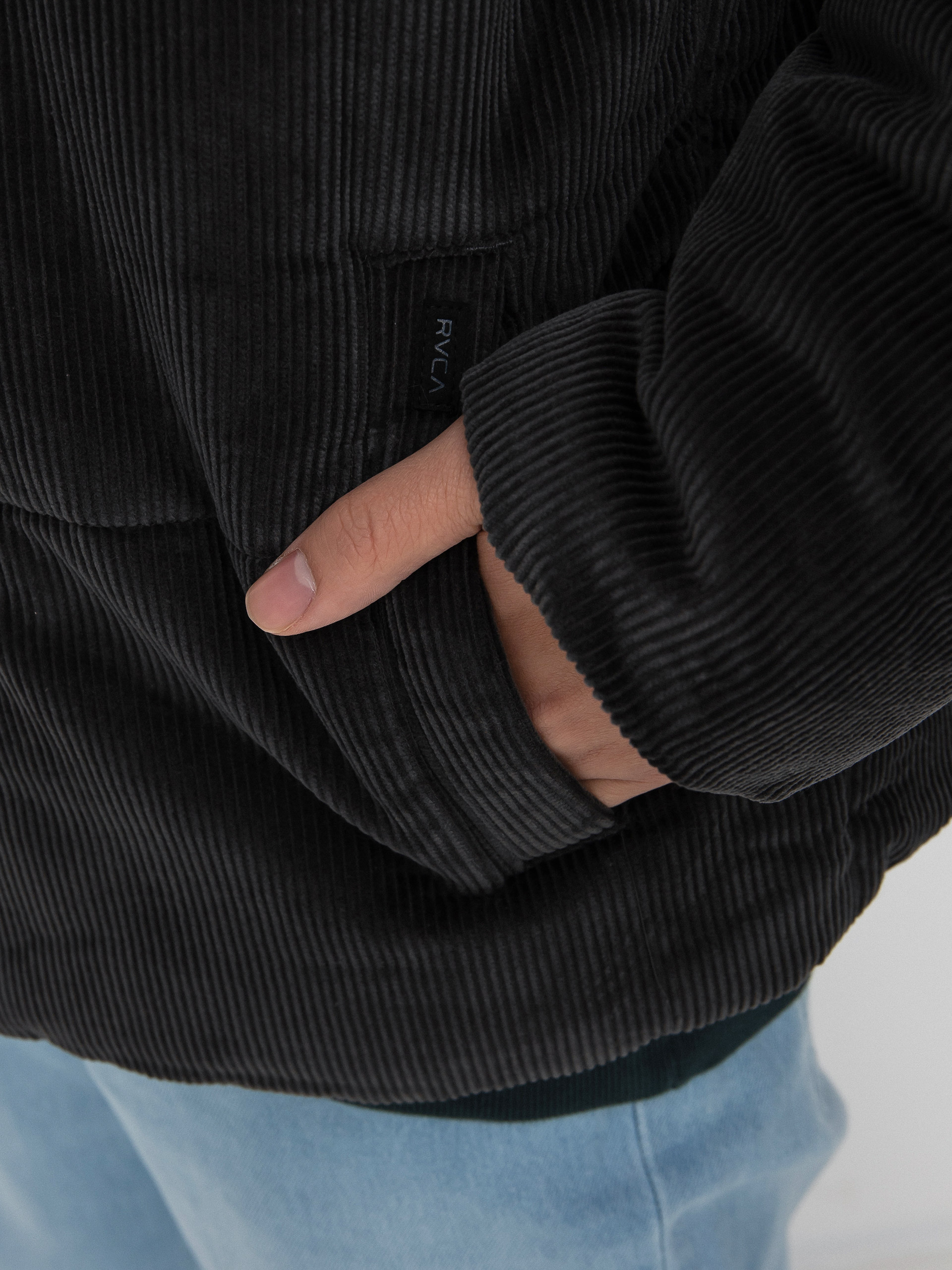 Bunda RVCA Townes (pirate black)