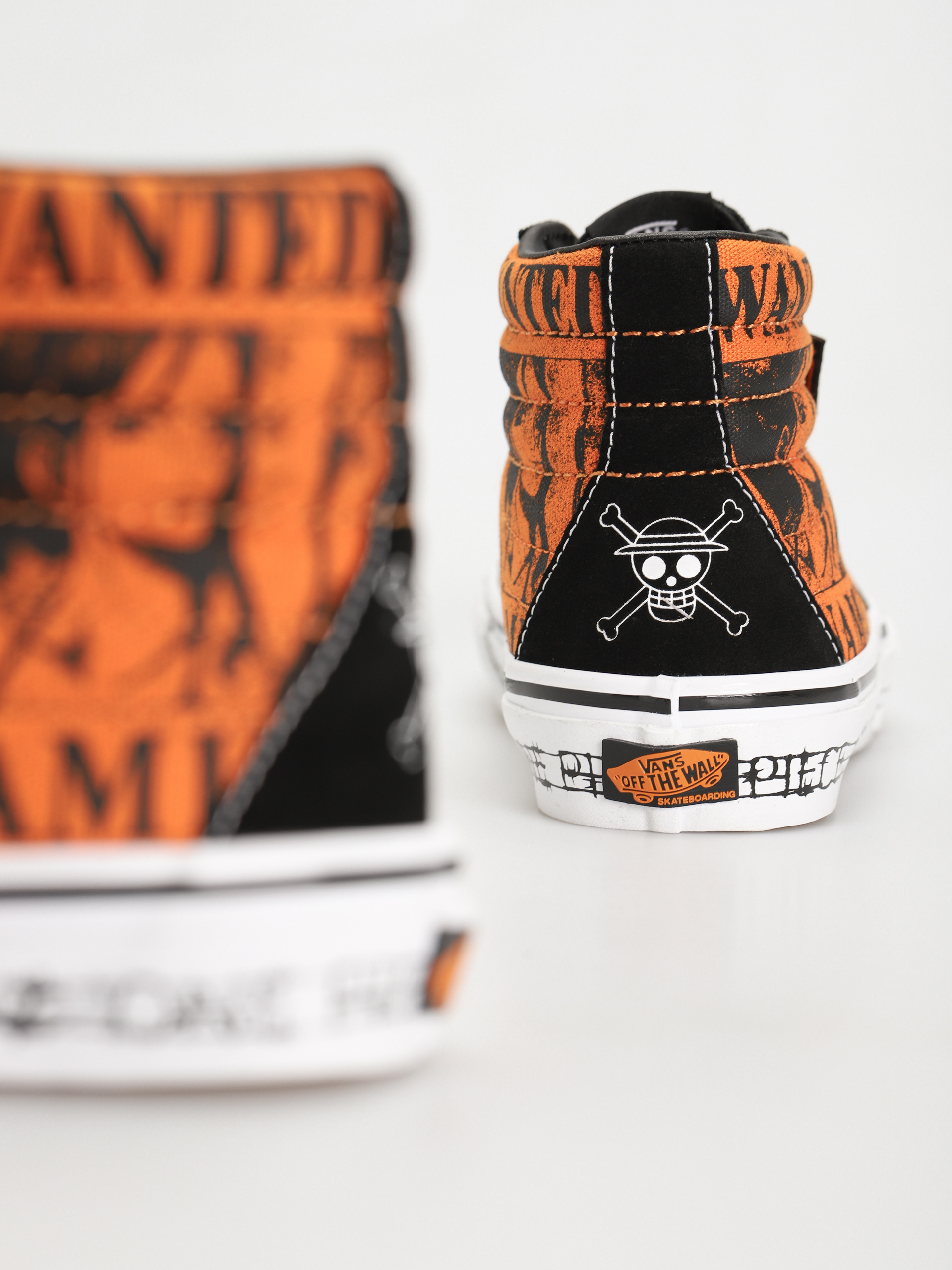 Topánky Vans X One Piece Skate Sk8 Hi (wanted nami orange)