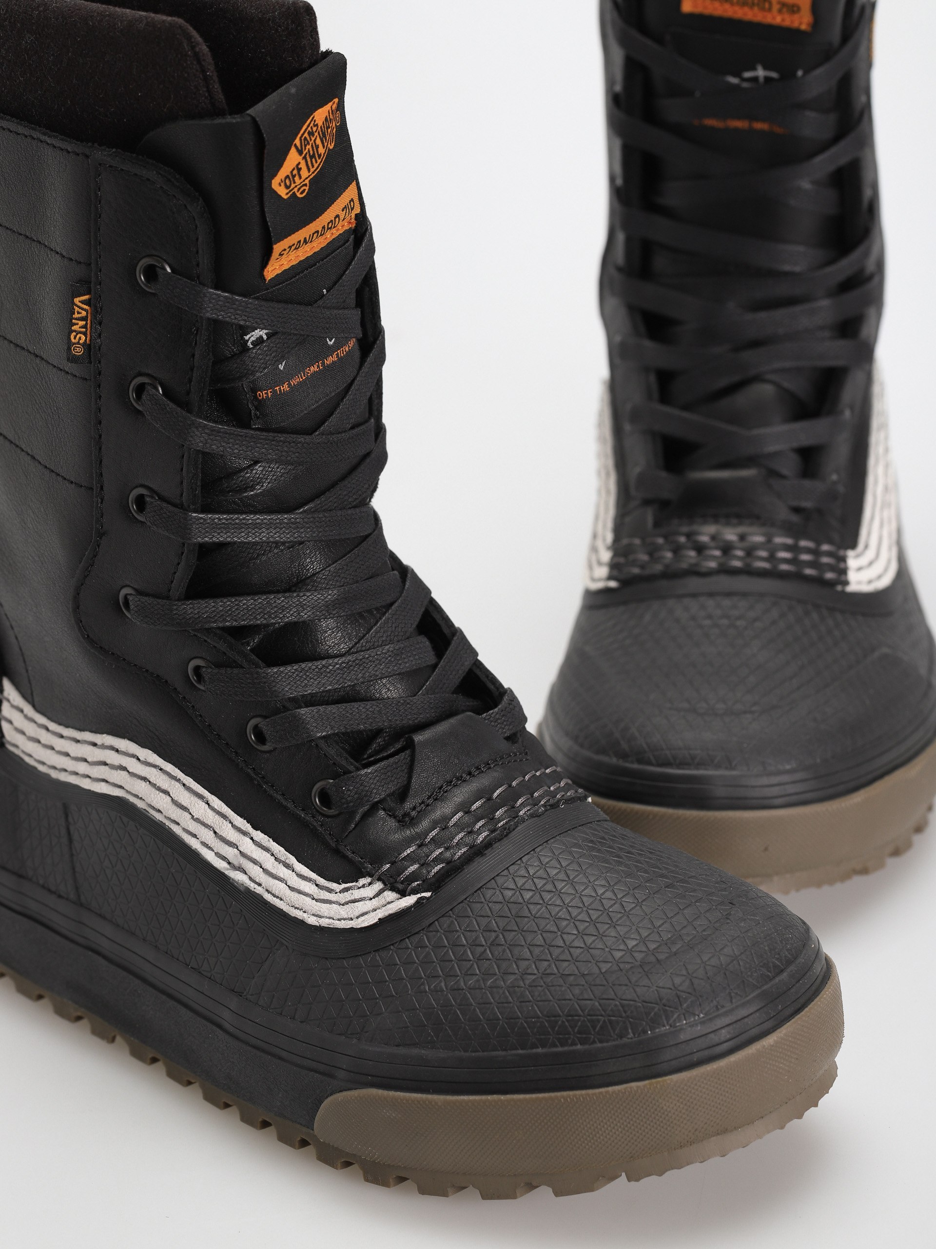 Zimné topánky Vans Standard Zip Snow MTE (bryan iguchi black/dark gum)