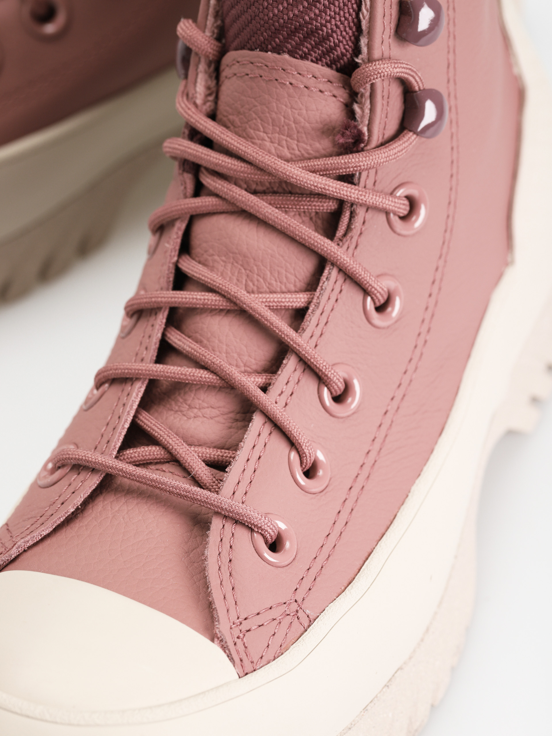 Topánky Converse Chuck Taylor All Star Lugged 2.0 CC Hi (saddle/dark wine)