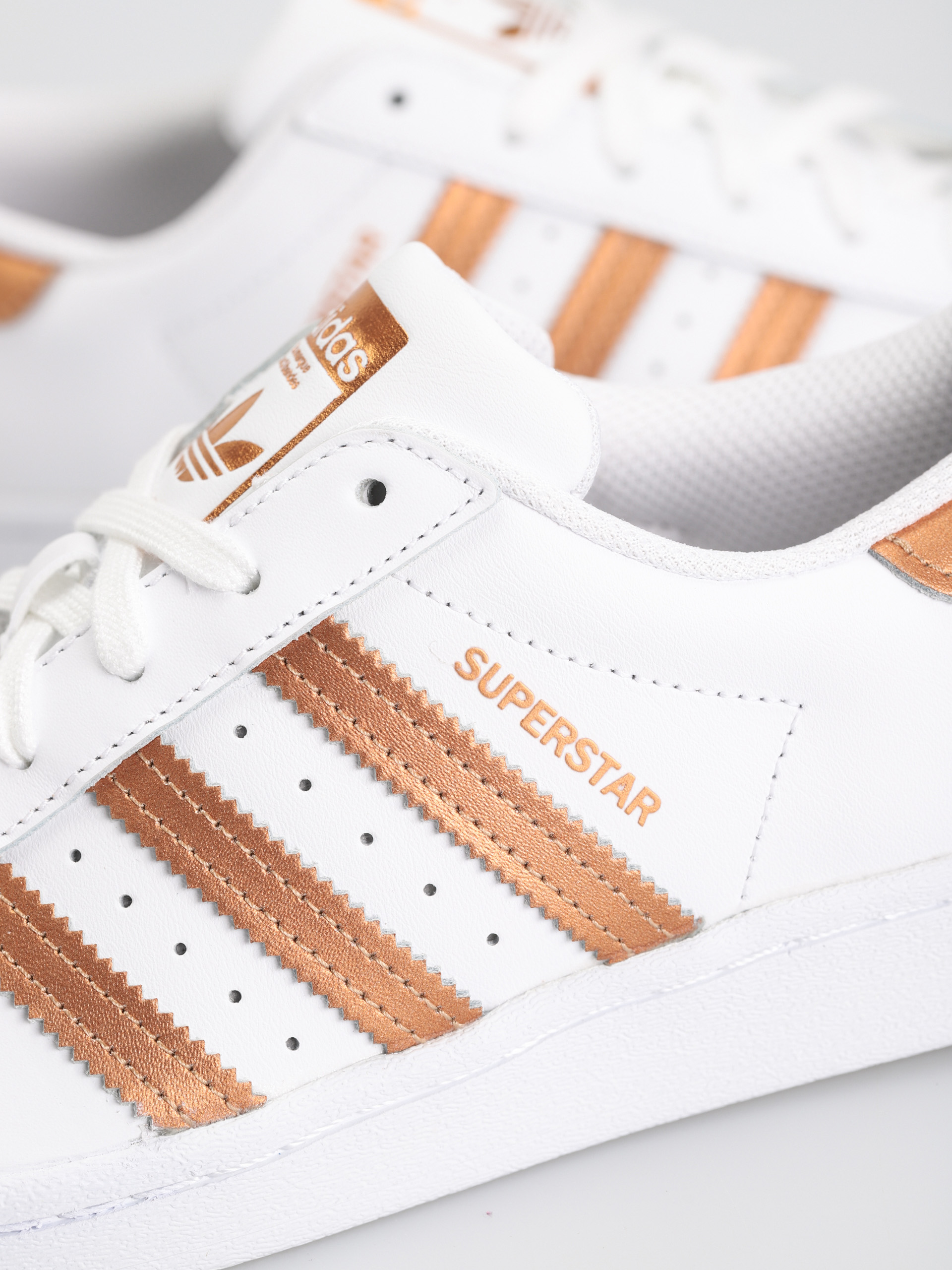 Topánky adidas Originals Superstar Wmn (ftwwht/coppmt/cblack)