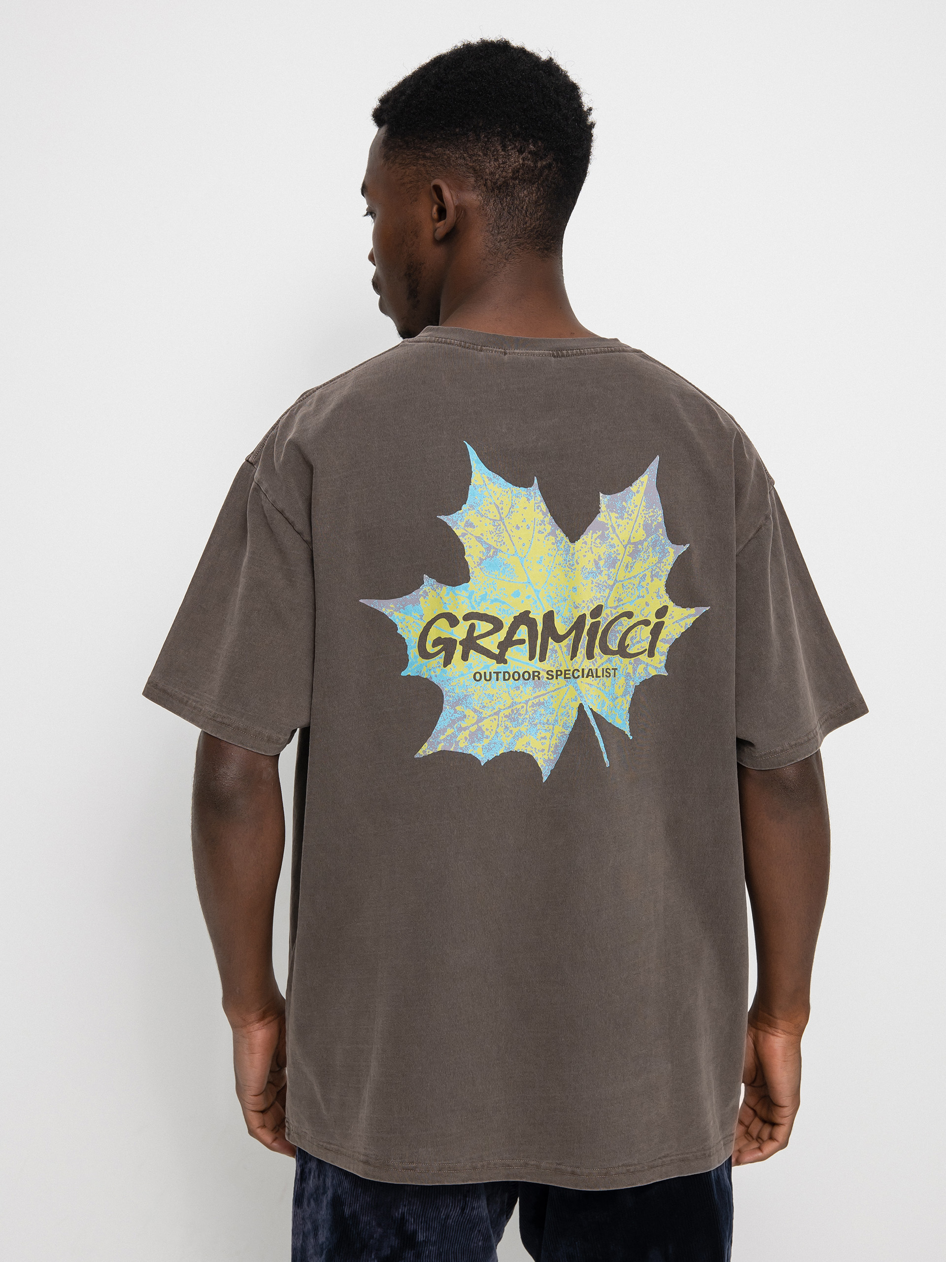 Tričko Gramicci Leaf (brown pigment)