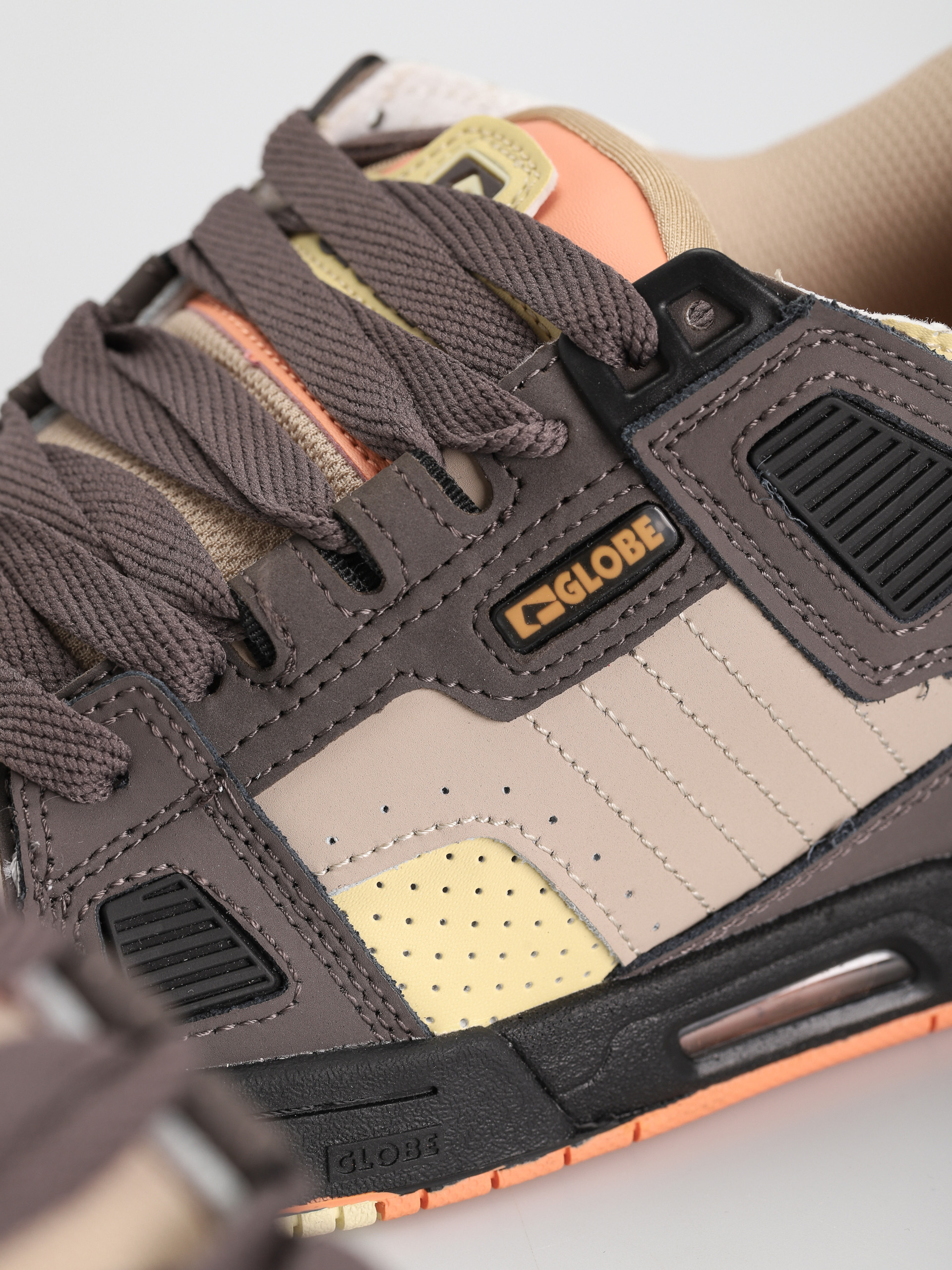 Topánky Globe Sabre (orange/multi)