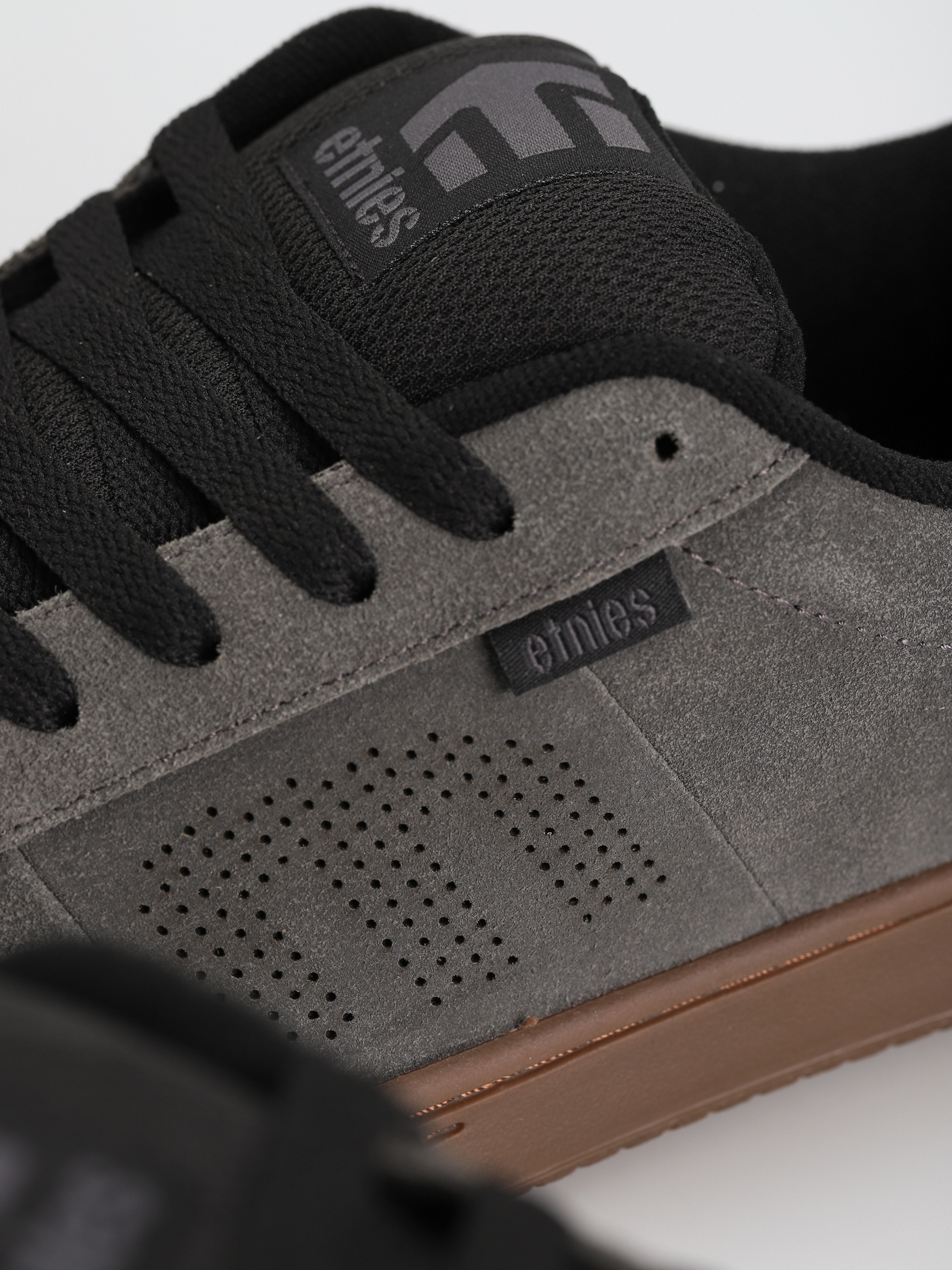 Topánky Etnies Kingpin (grey/black/gum)